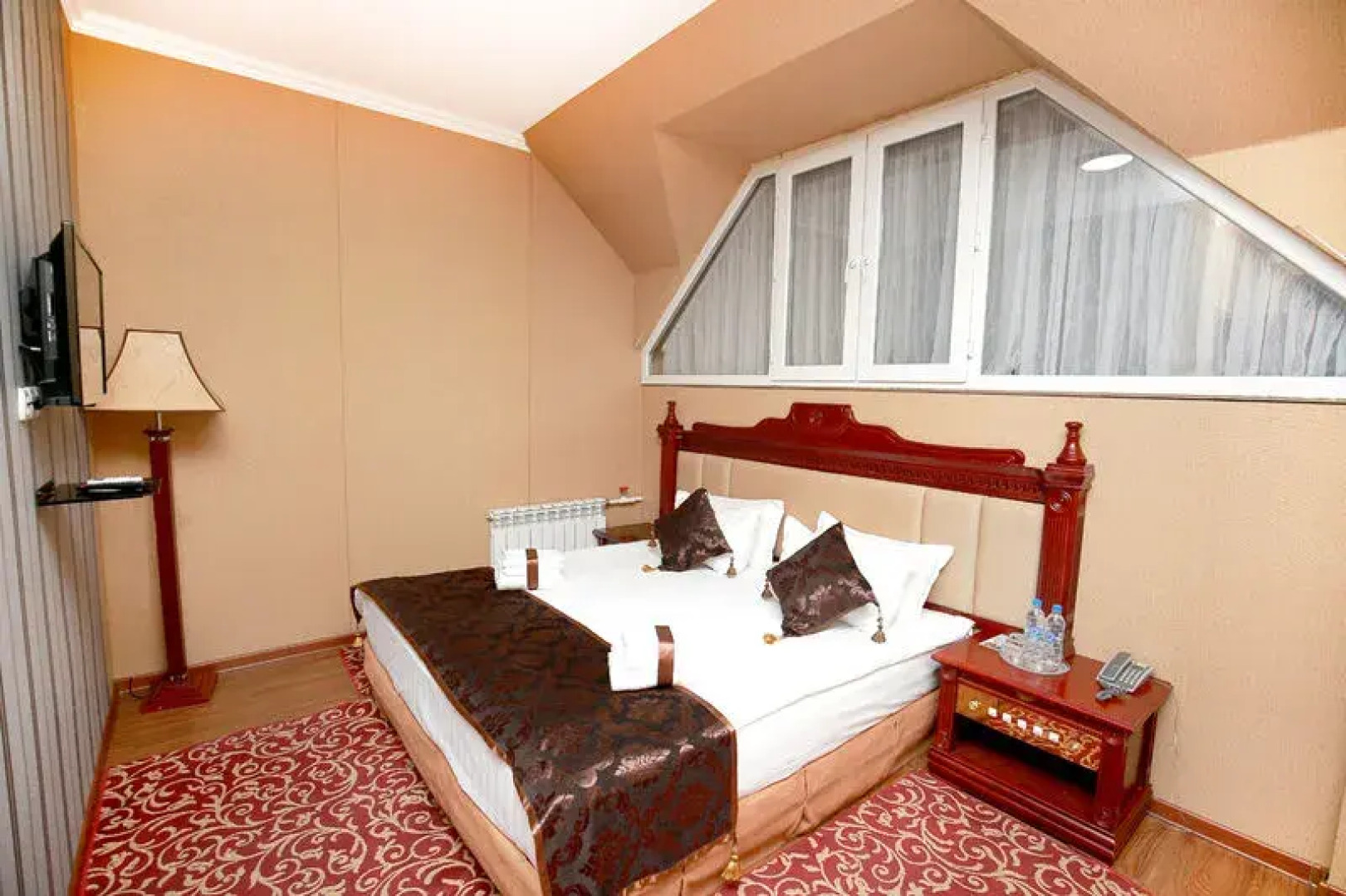 Худжанд Делюкс