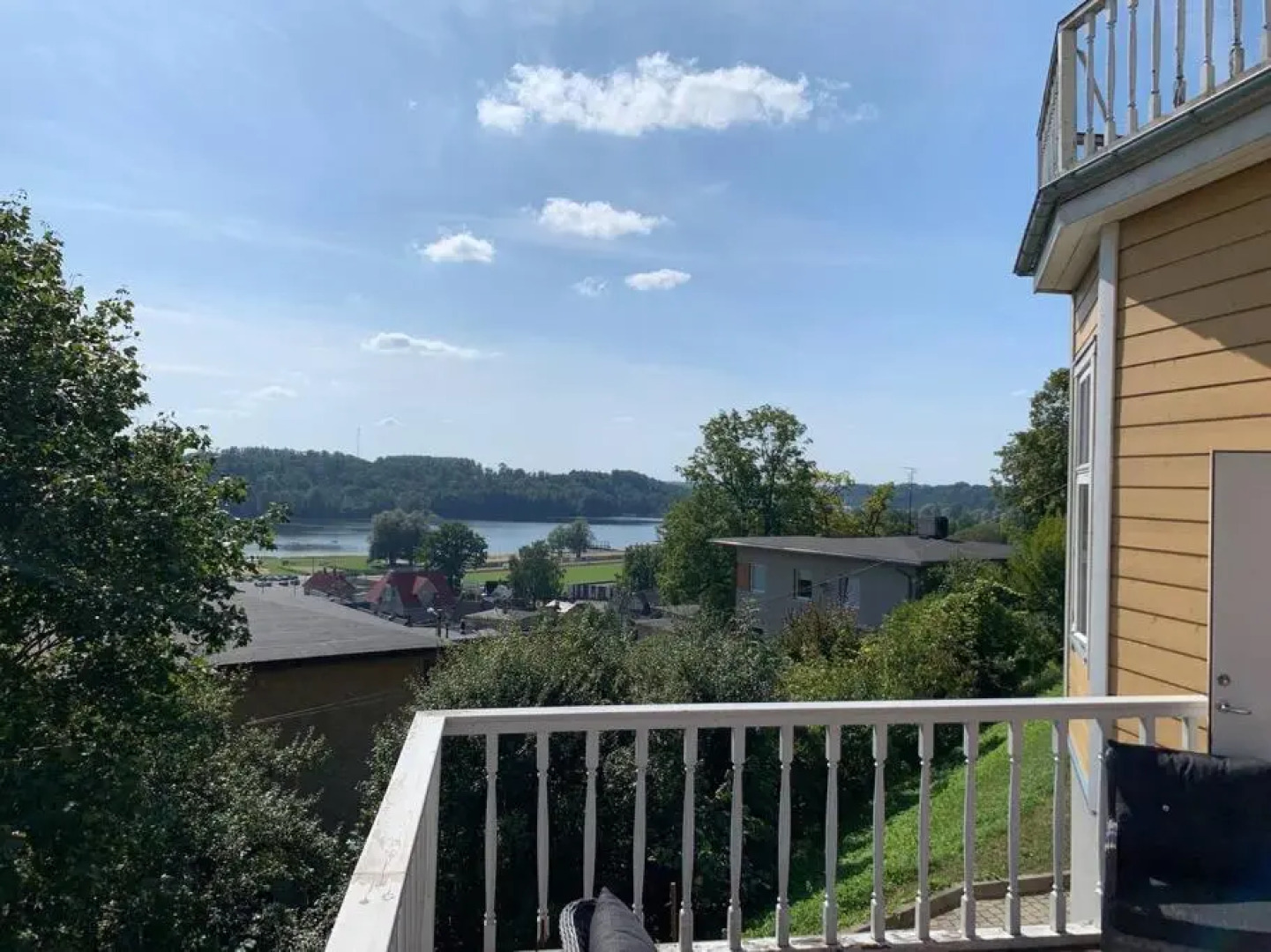 Apartment With a Lake View and Sauna