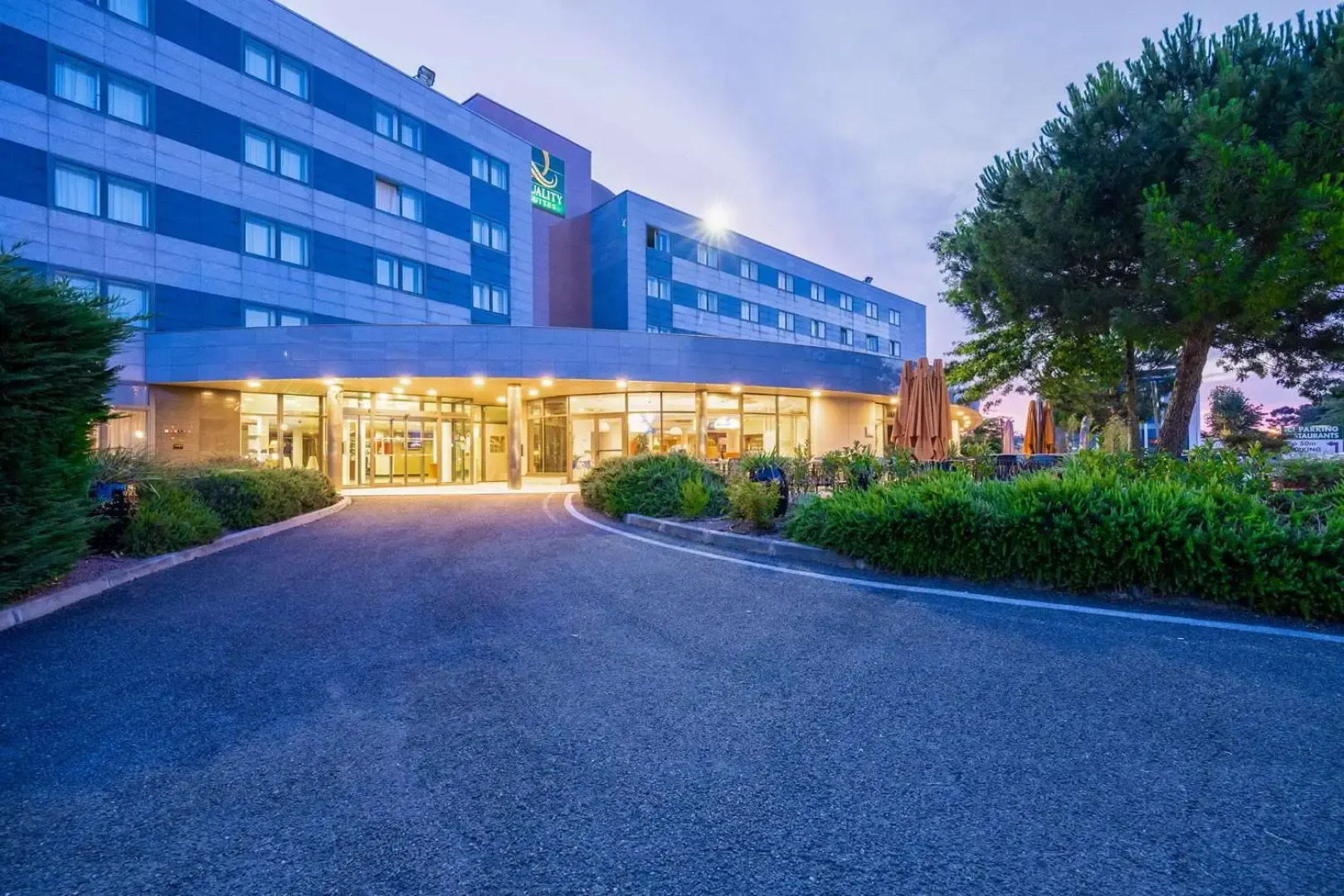 Le M & Spa Bordeaux Aéroport by Hôtels & Préférence