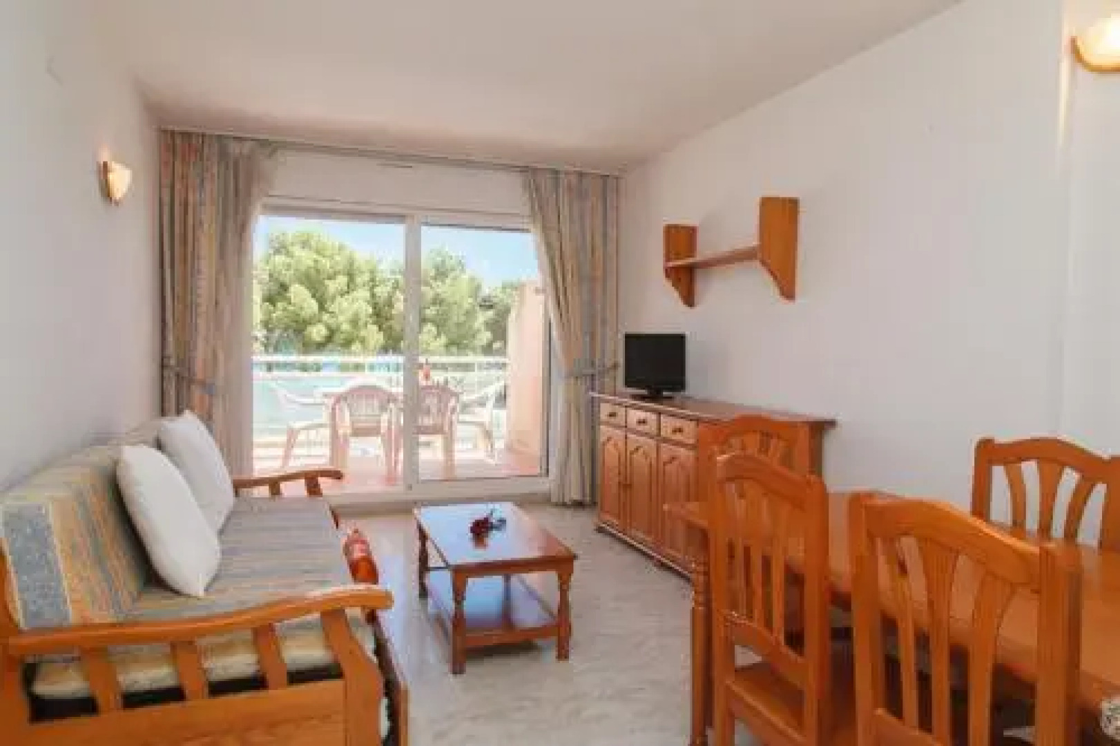 UHC Arco del Sol Family Complex