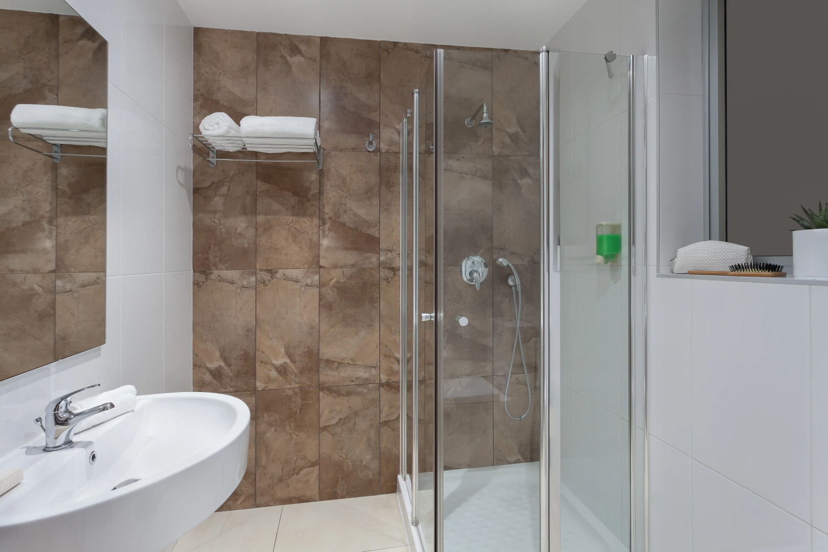 115 The Strand Hotel by NEU Collective