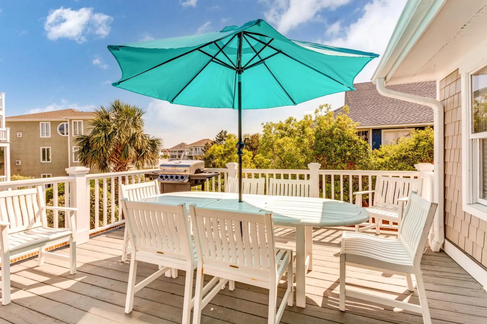 Family Tides by Sea Scape Properties