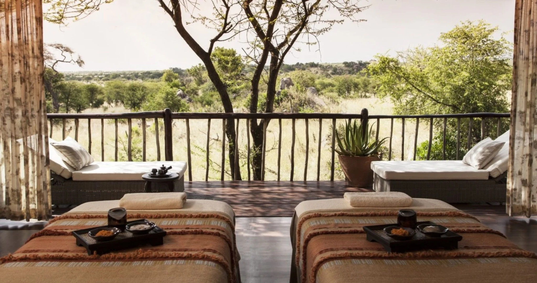 Отель Four Seasons Safari Lodge Serengeti