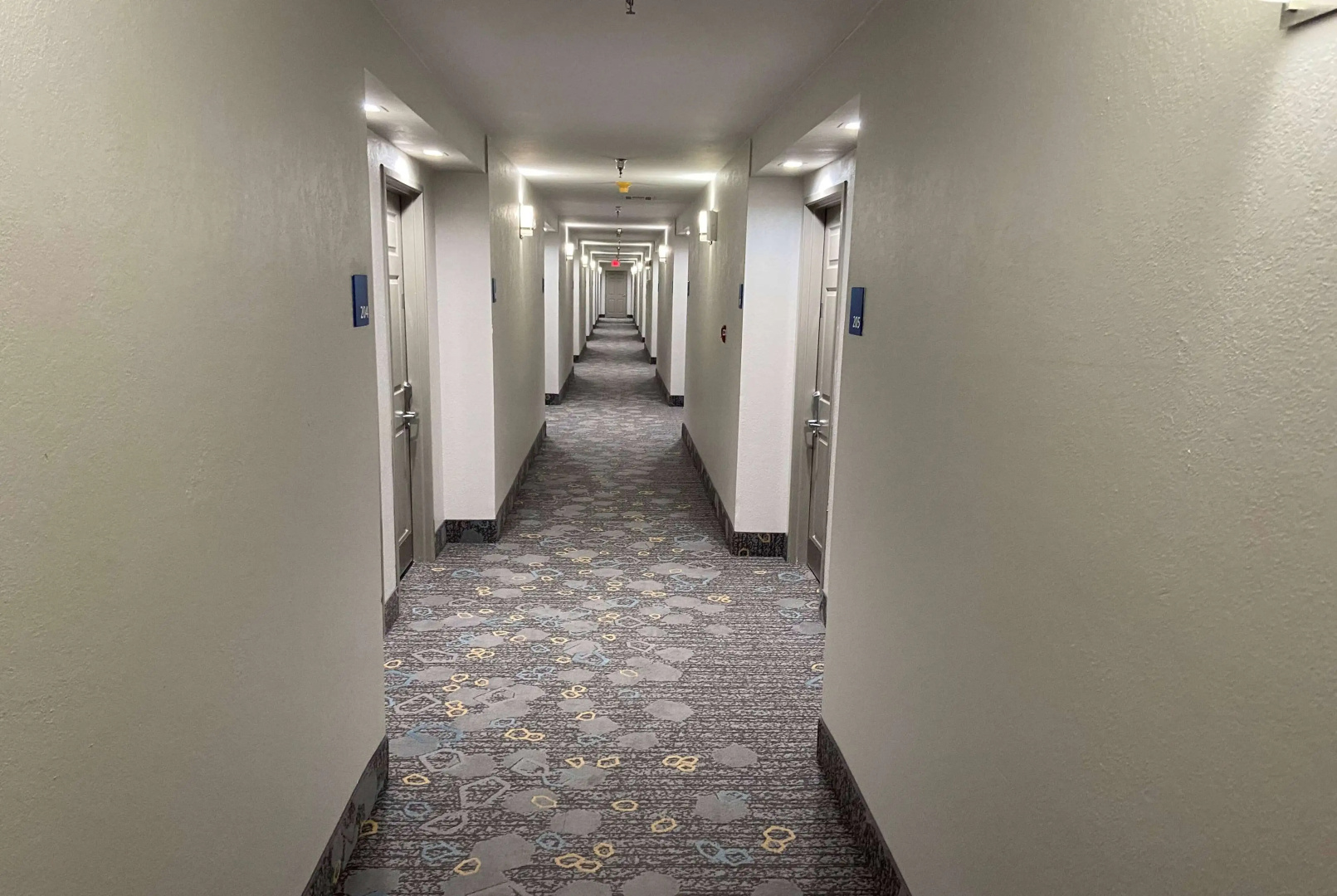 Days Inn & Suites by Wyndham Tahlequah