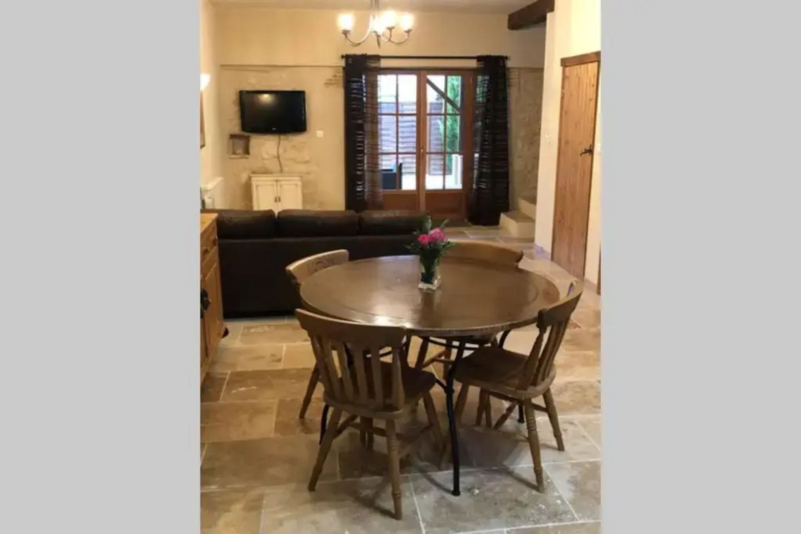 Beautiful Eymet Bastide House And Courtyard Garden