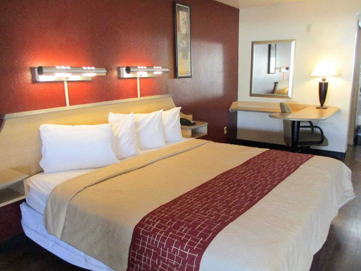 Rodeway Inn & Suites Thousand Palms - Rancho Mirage