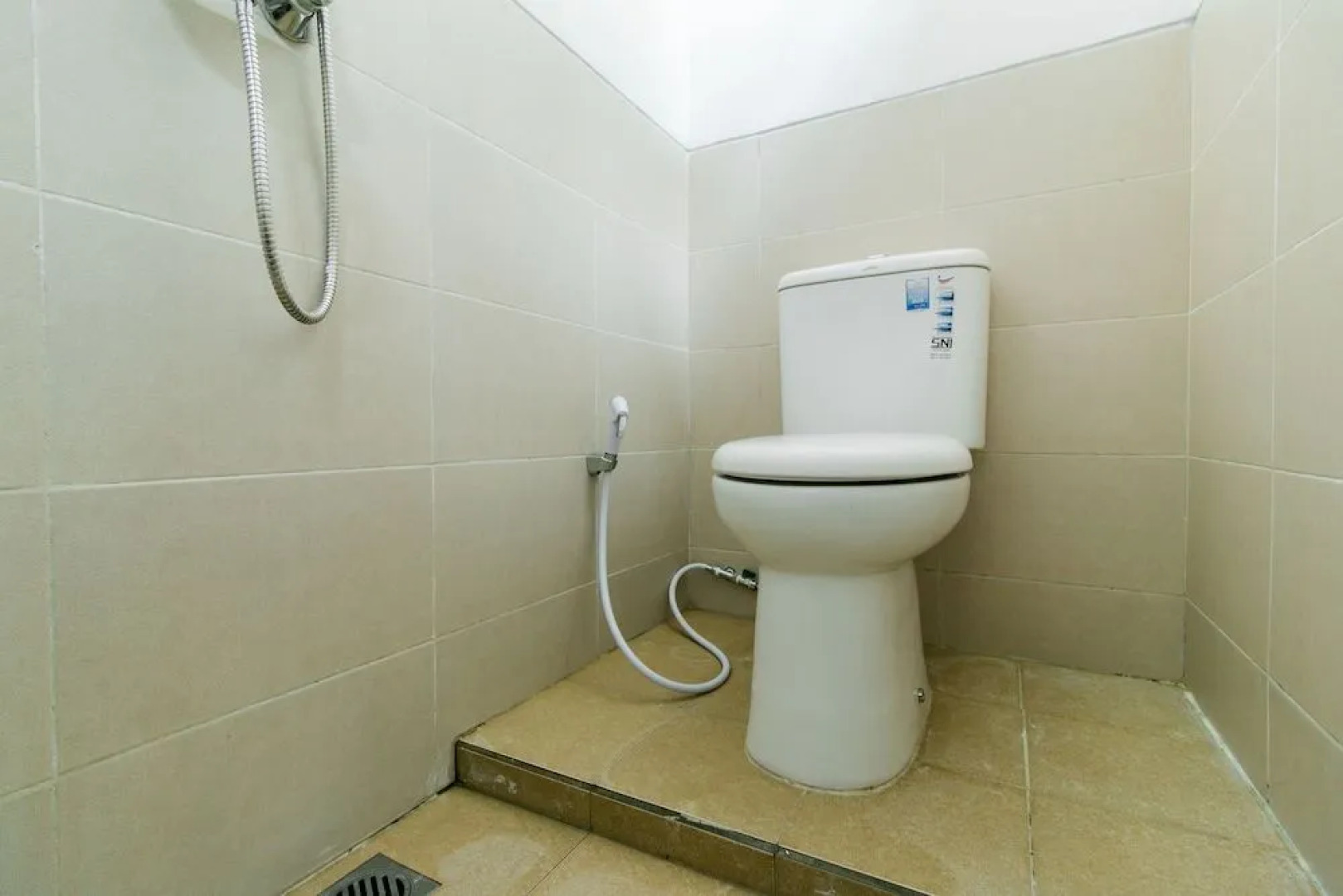 Oyo 1898 Louise Place