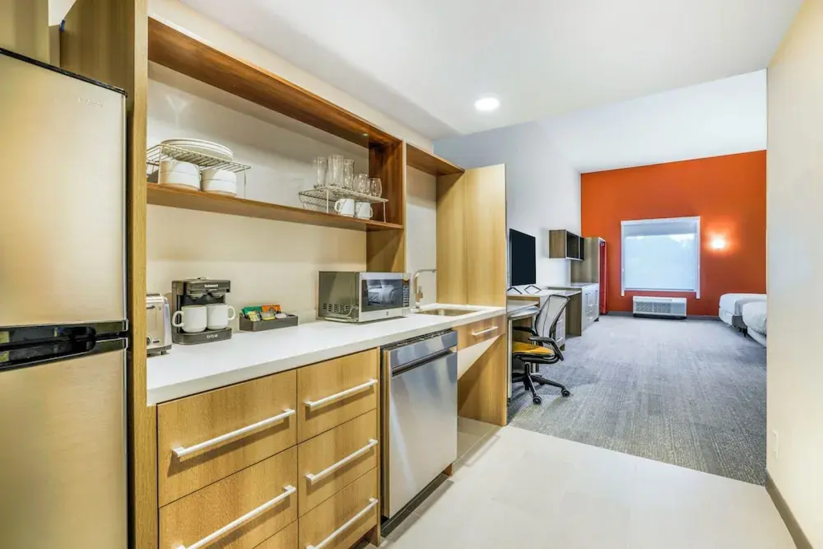 Home2 Suites Hilton Aurora Medical Center