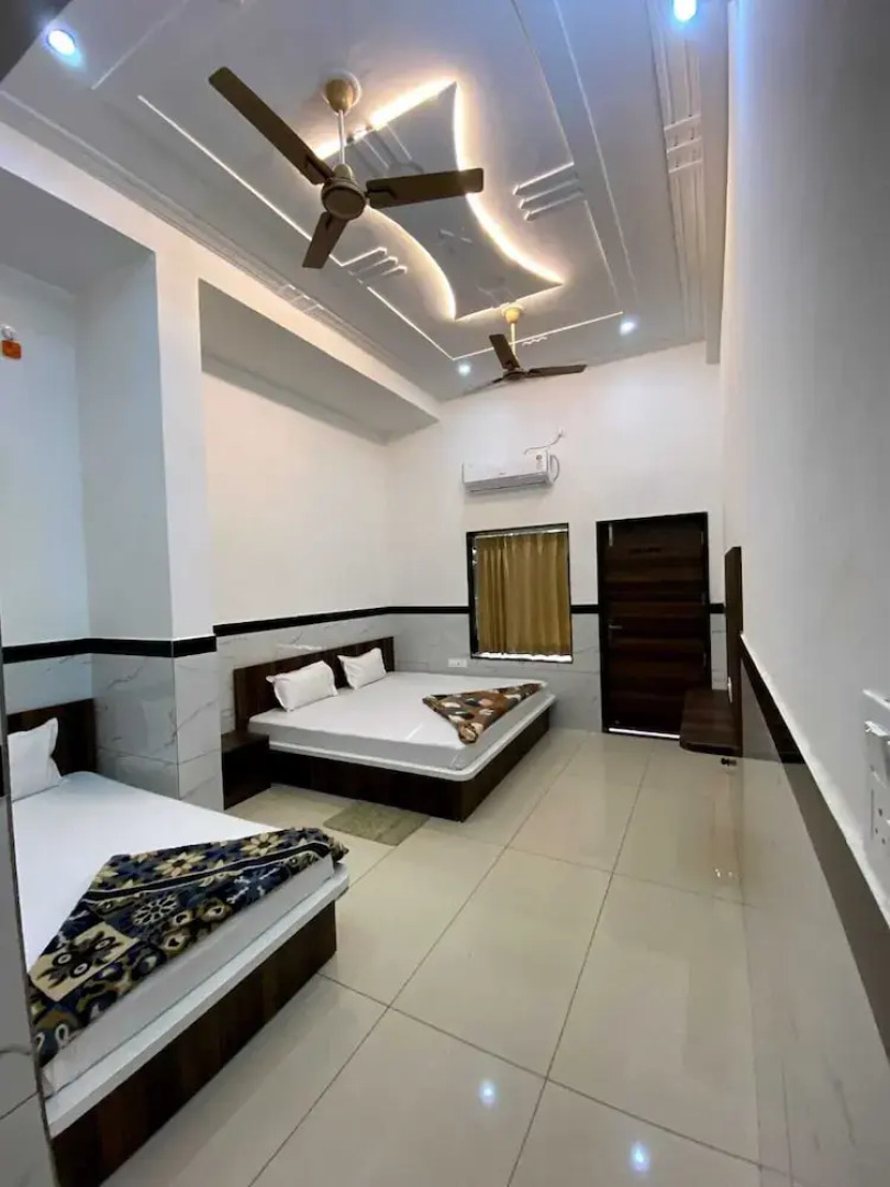 Shree Radhe Radhe Palace