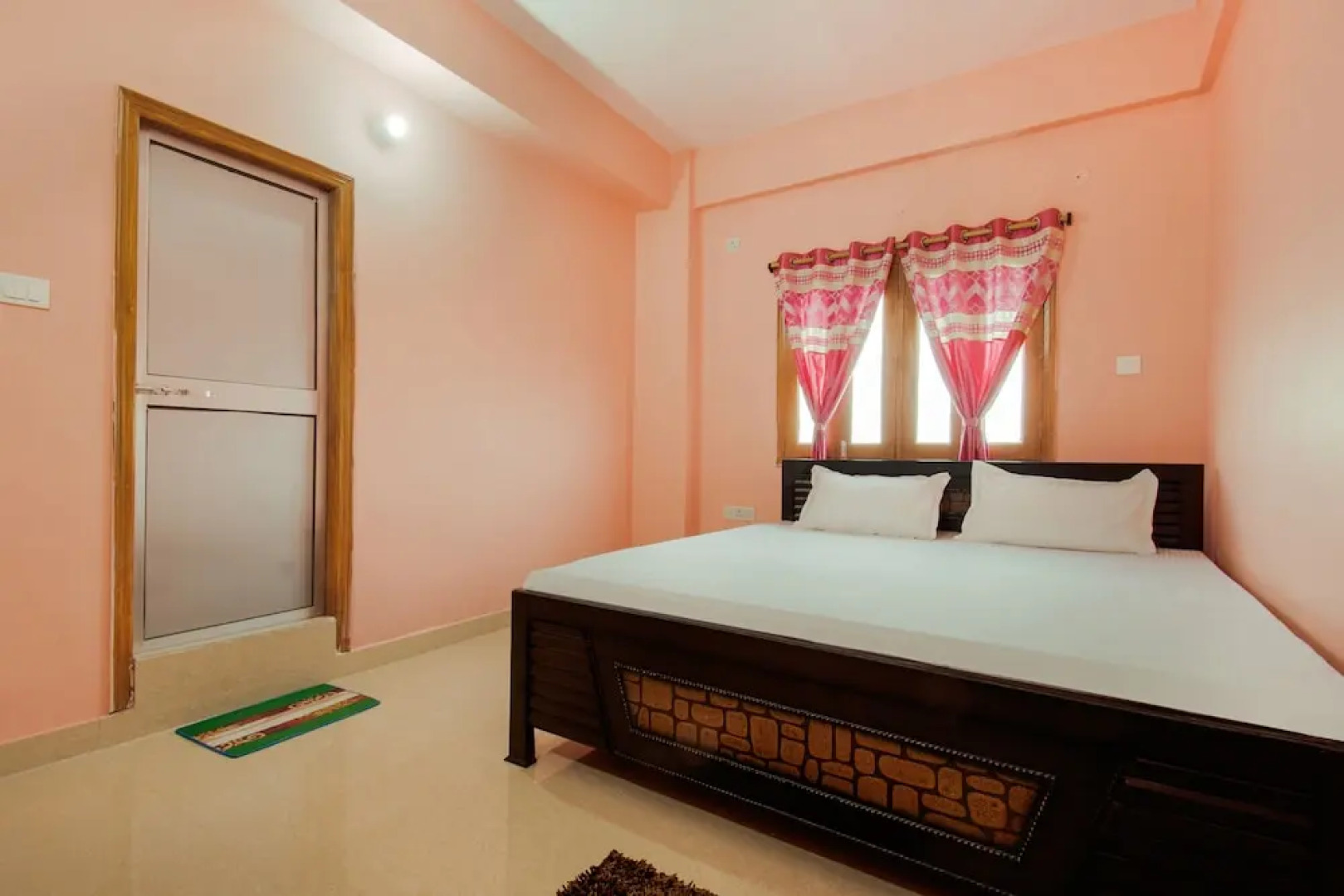 SPOT ON 46370 Green Highway