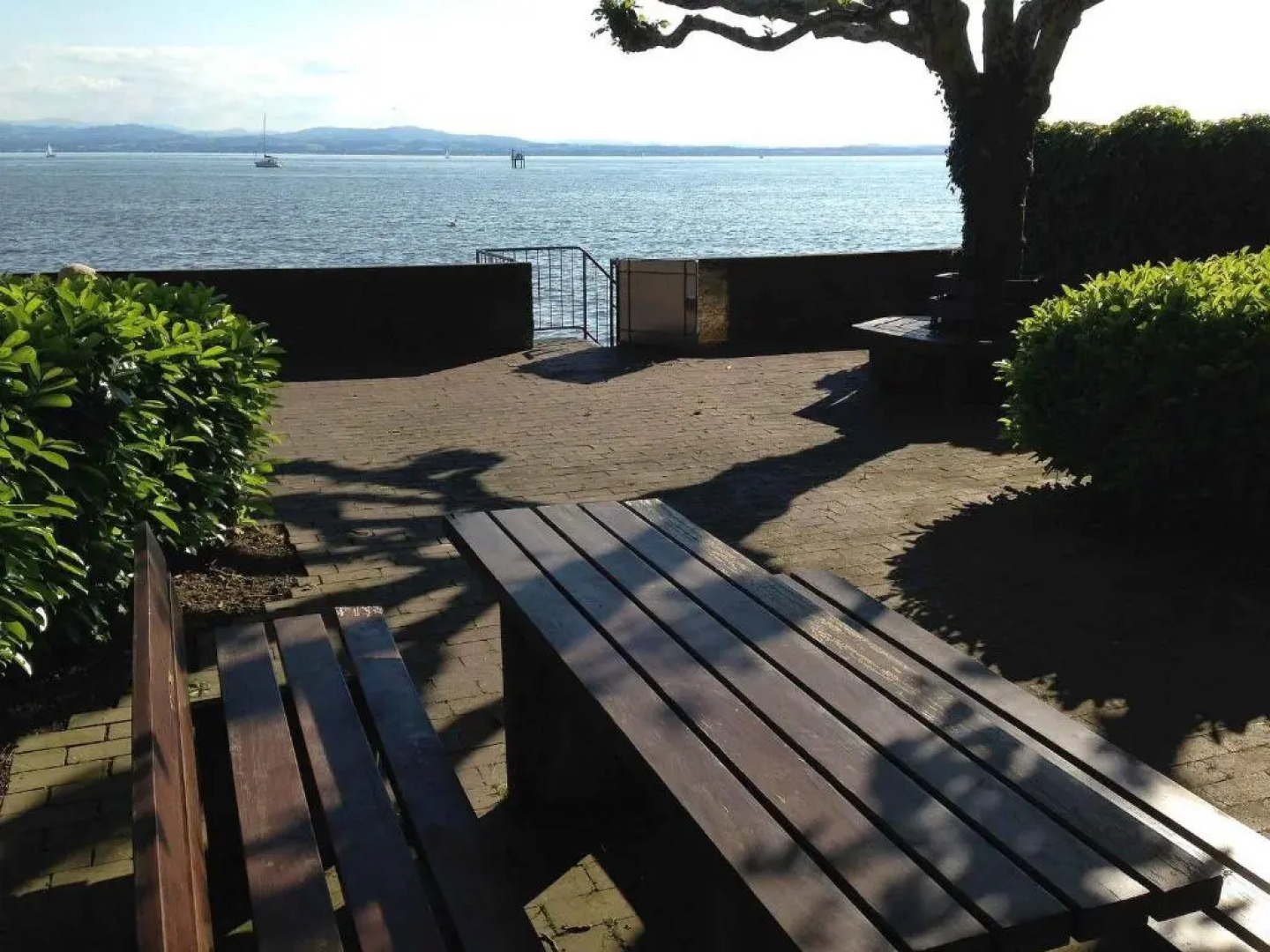 Himmelbett mit Seeblick