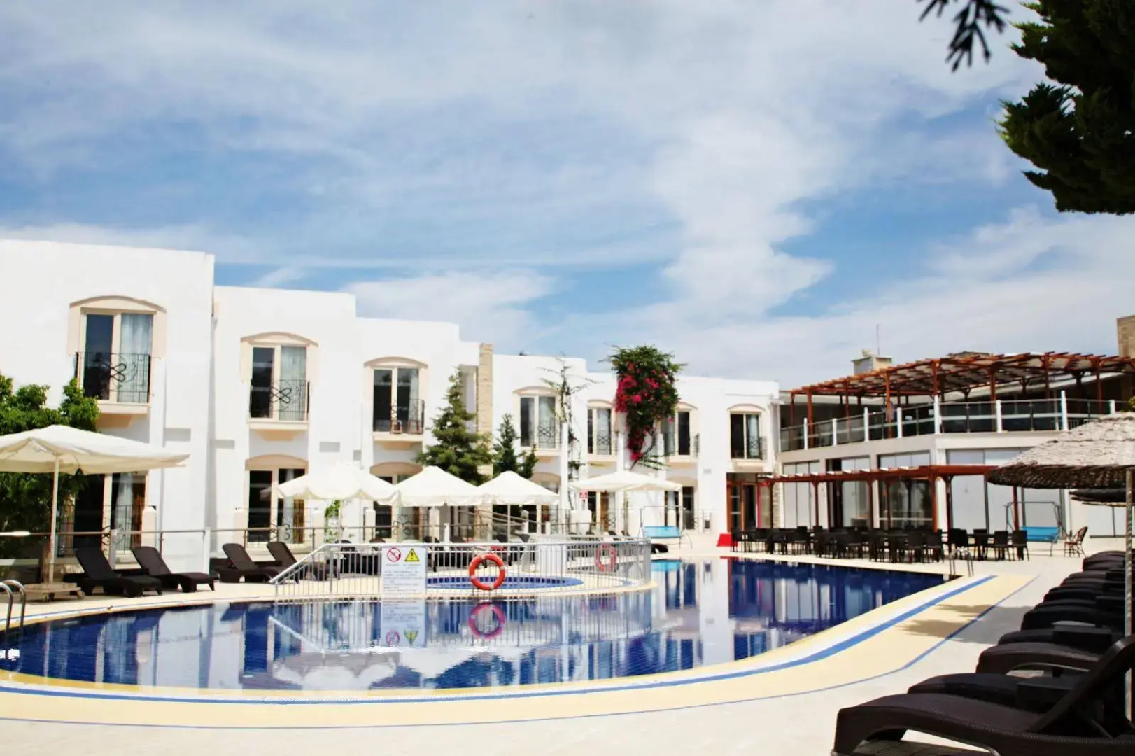 Serpina Hotel - Adults Only