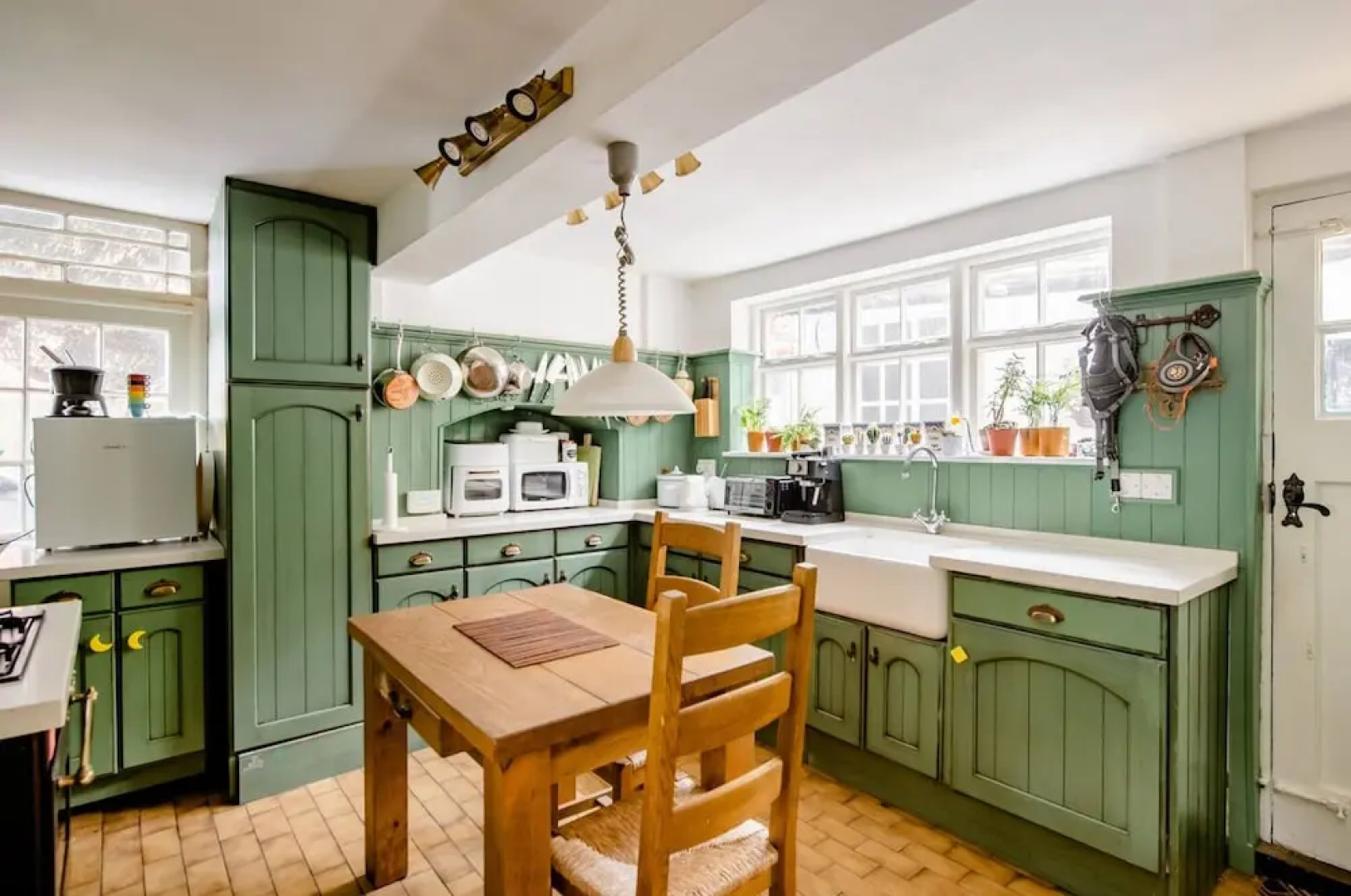 Billericay Georgian House, Sleeps 6 - Pet Friendly