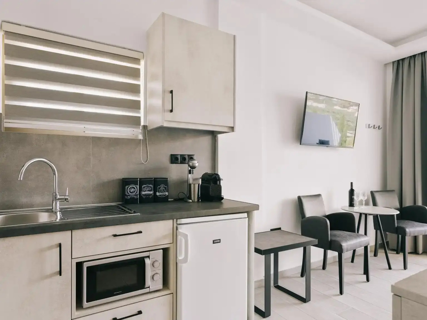 Lighthouse Apartments