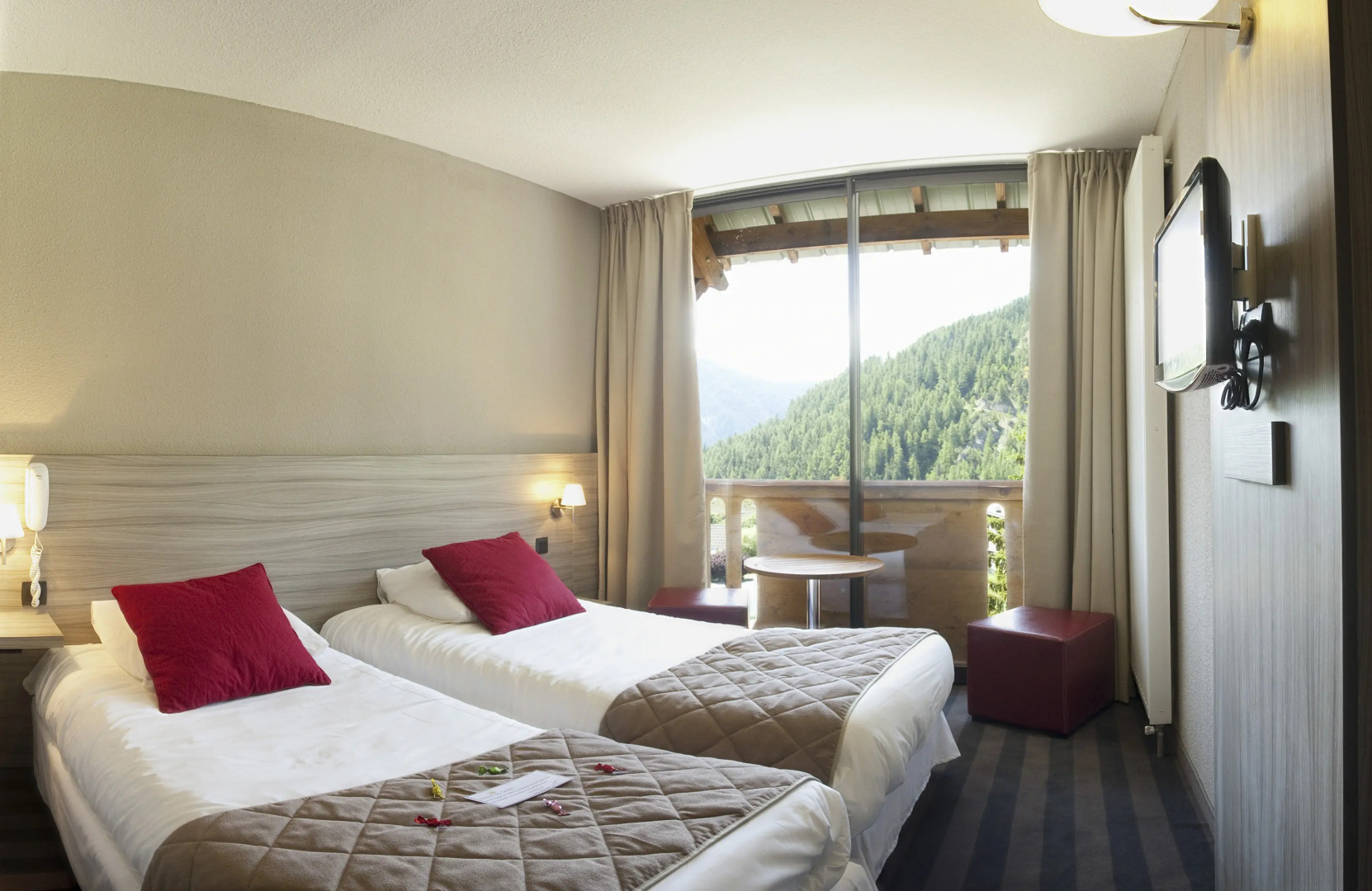 SOWELL Family Les Bergers