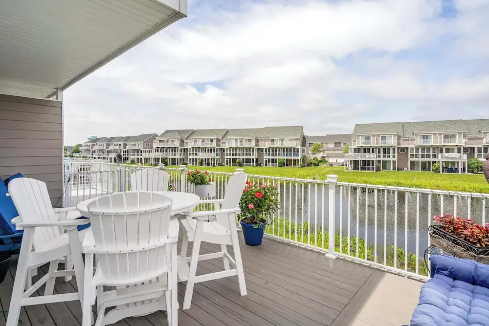 Whale of a Time Waterfront Stay for 10 With Resort-style Amenities
