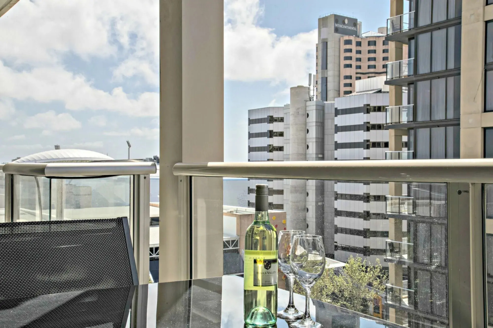 Adelaide Dress Circle Apartments - North Terrace