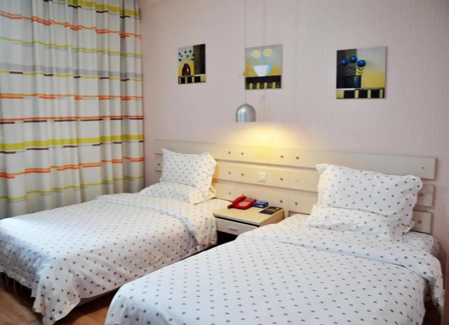 Ou La La Express Hotel Guigang