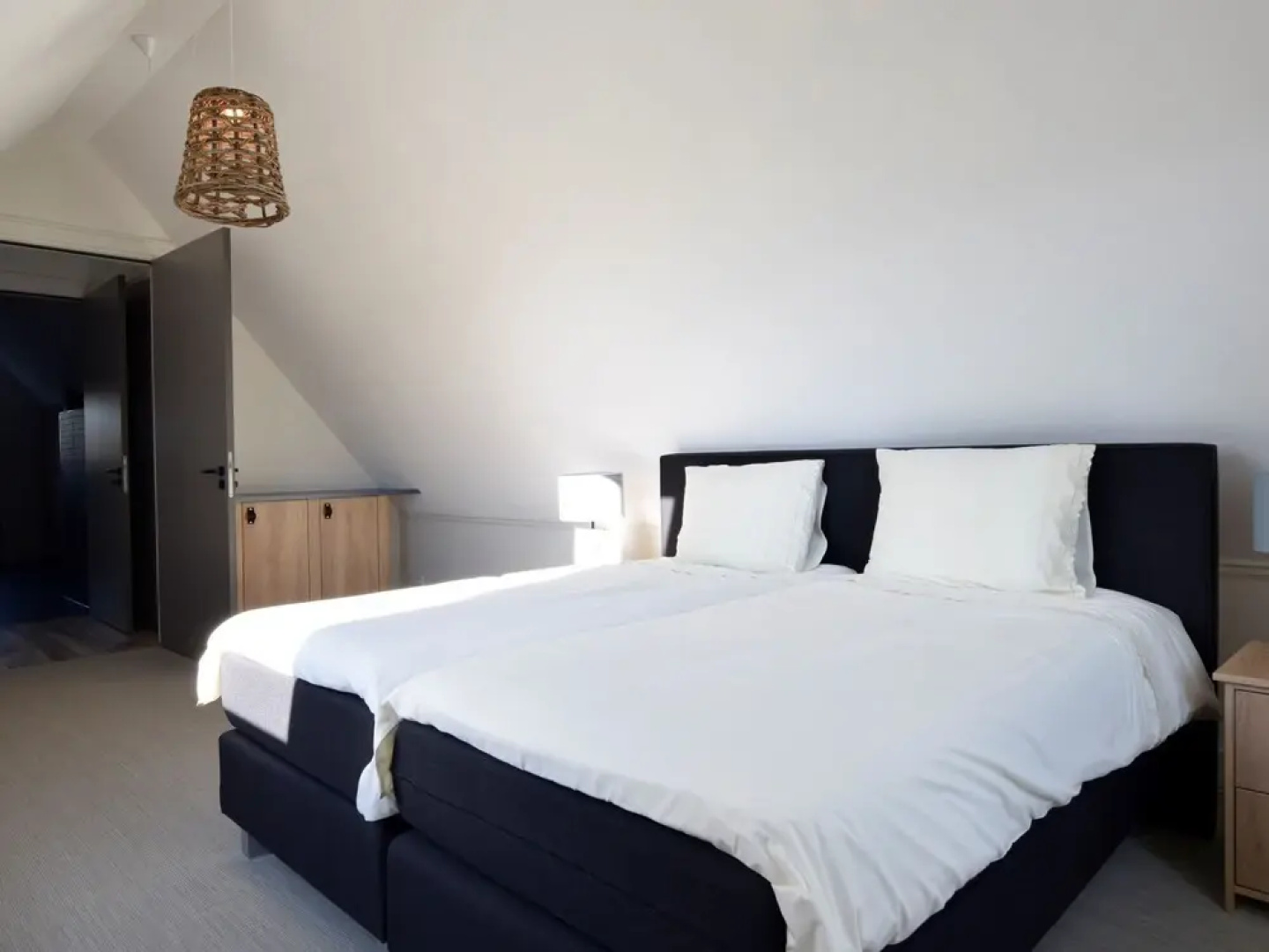 Luxurious Villa With Private Garden in Kaag
