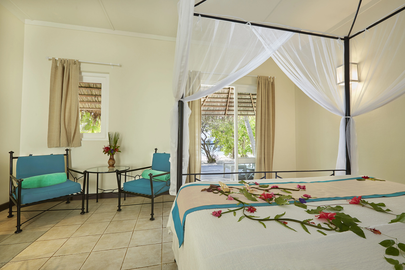 Kuredu Island Resort & Spa