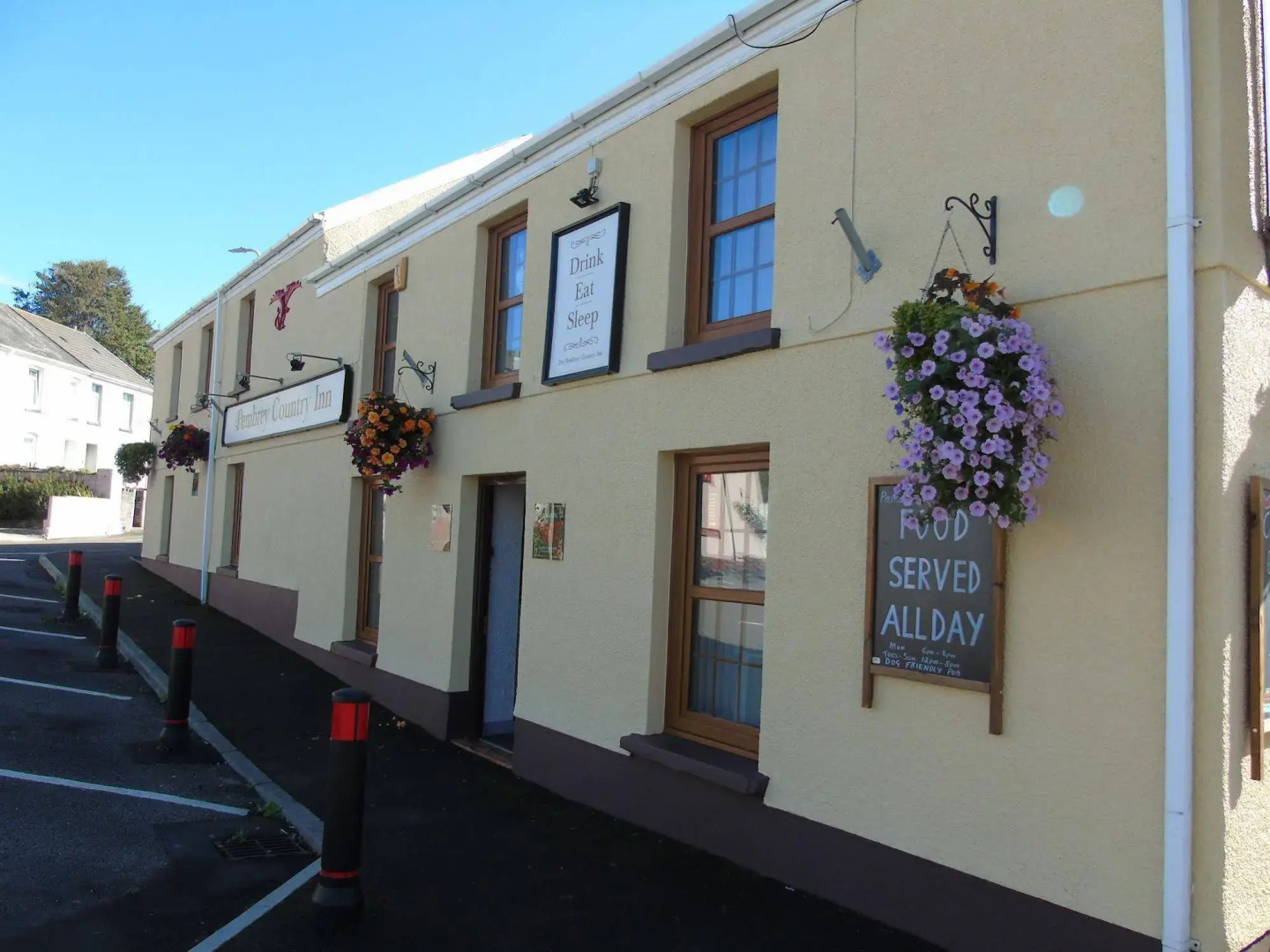 The Pembrey Country Inn