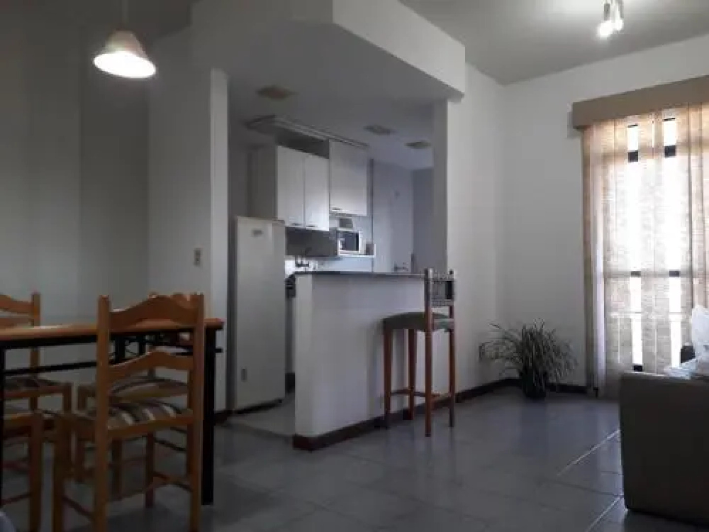 Jardim de Allah Flat Service