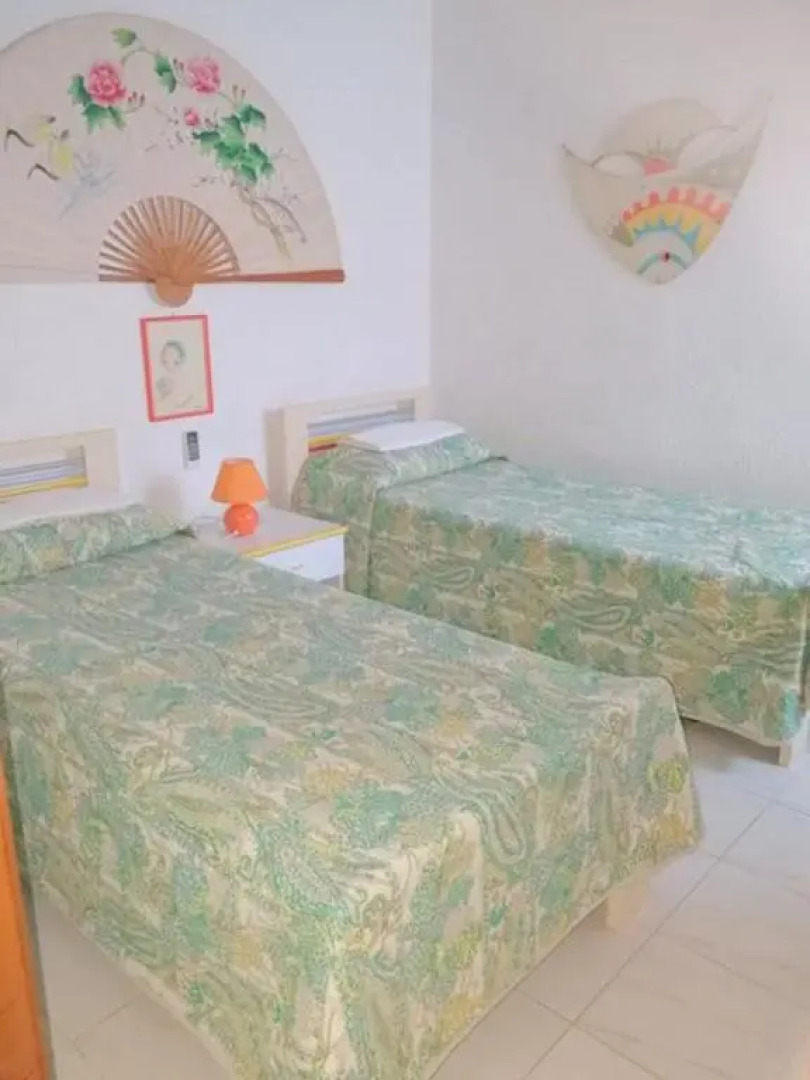 VILLA 2 à 6 pers - 2 chambres - piscine tennis (résidence), plage 300 m