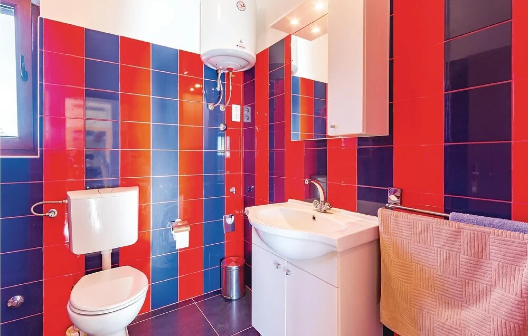 Beautiful Home in Krnica With Wifi and 3 Bedrooms