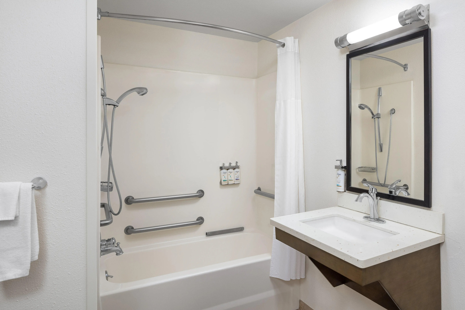 Candlewood Suites Omaha Airport by IHG