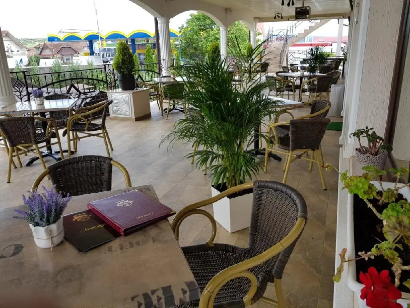 Equinoxe Royal Reghin