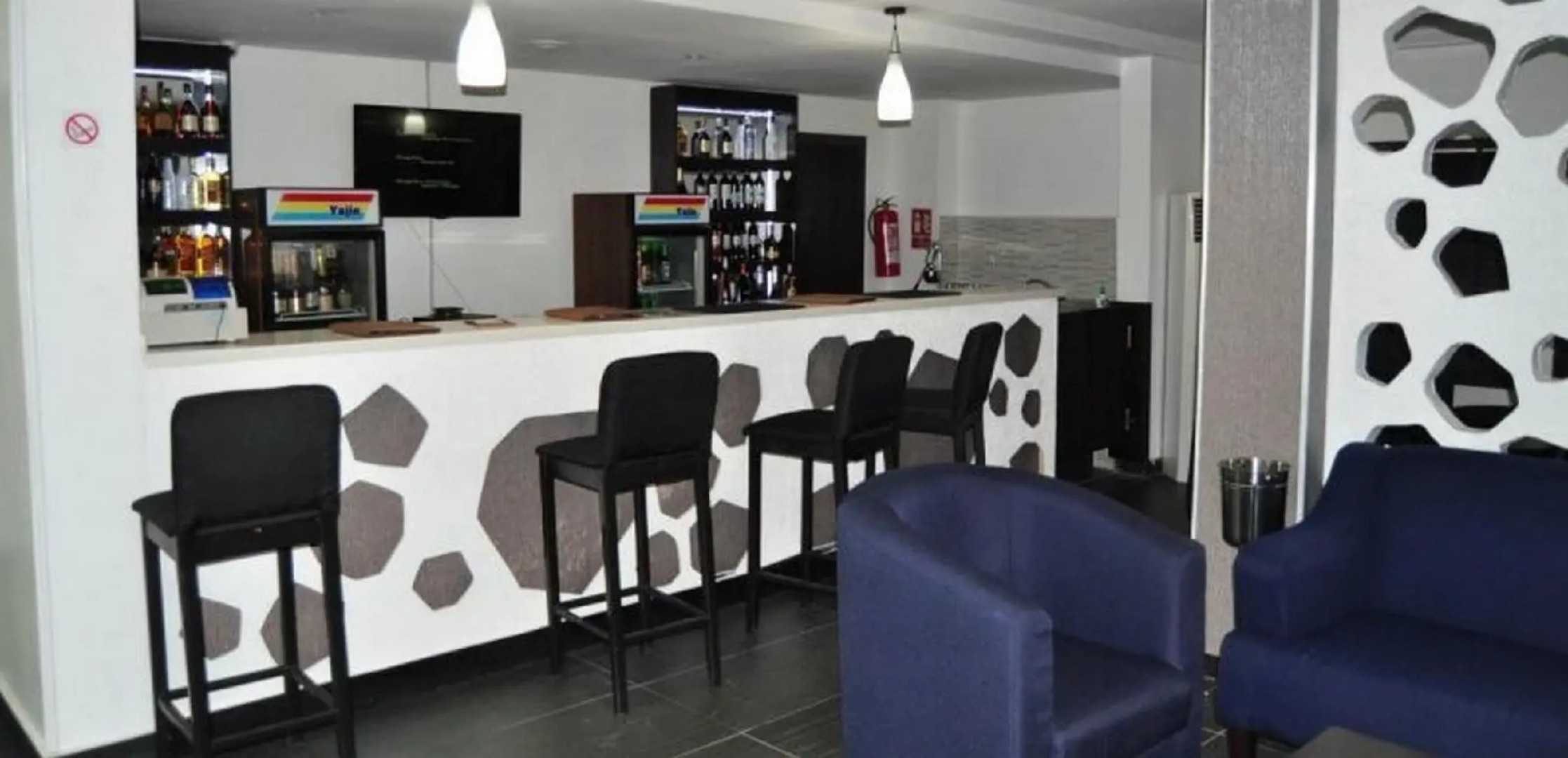 De Brass Suites Hotel