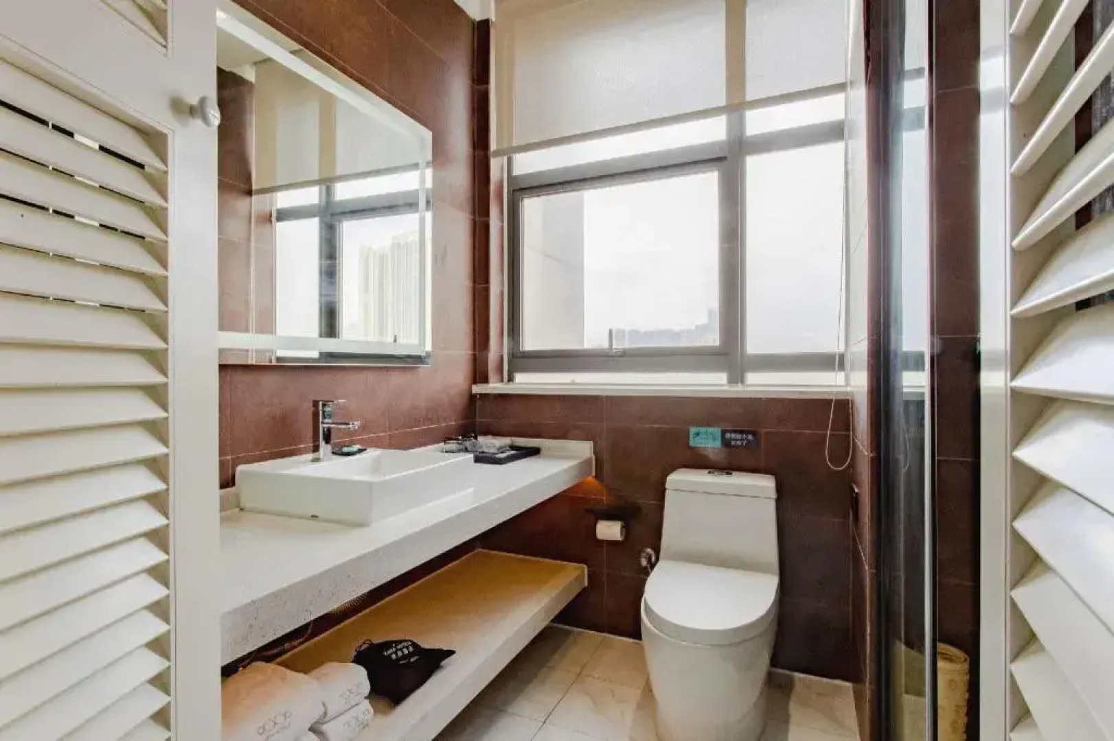 Xana Hotelle Chengdu Railway East Station West Square