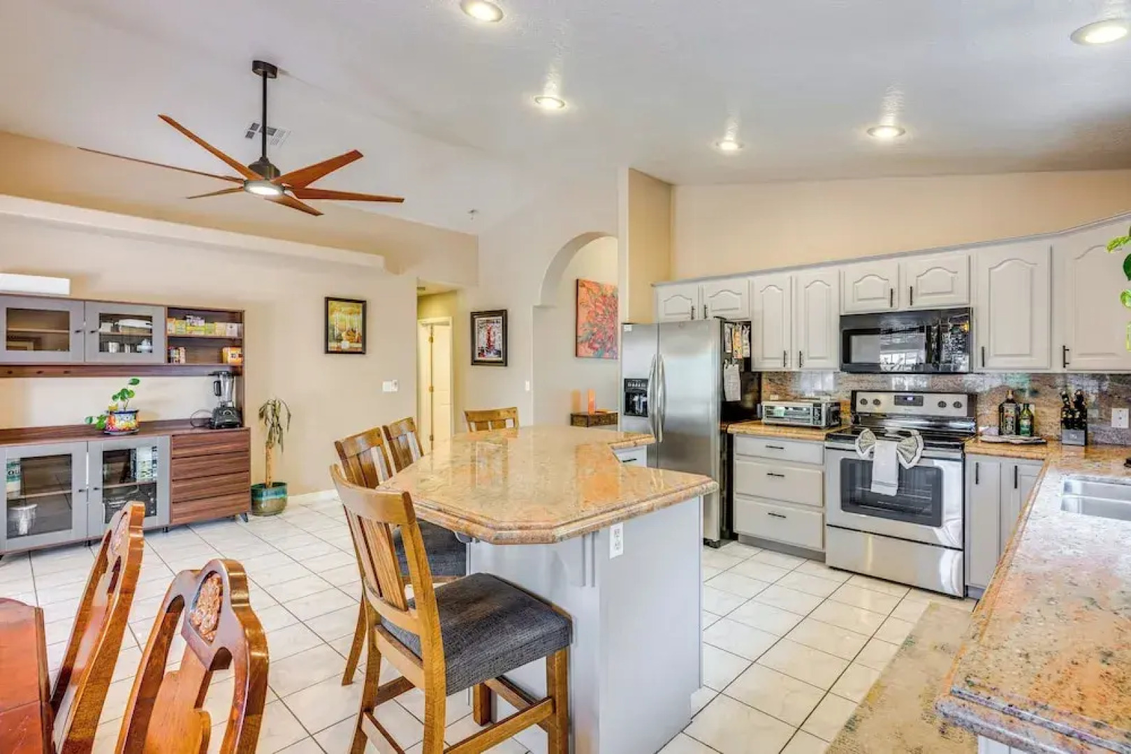 Spacious Mesquite Home ~ 3 Mi to Golf Courses!