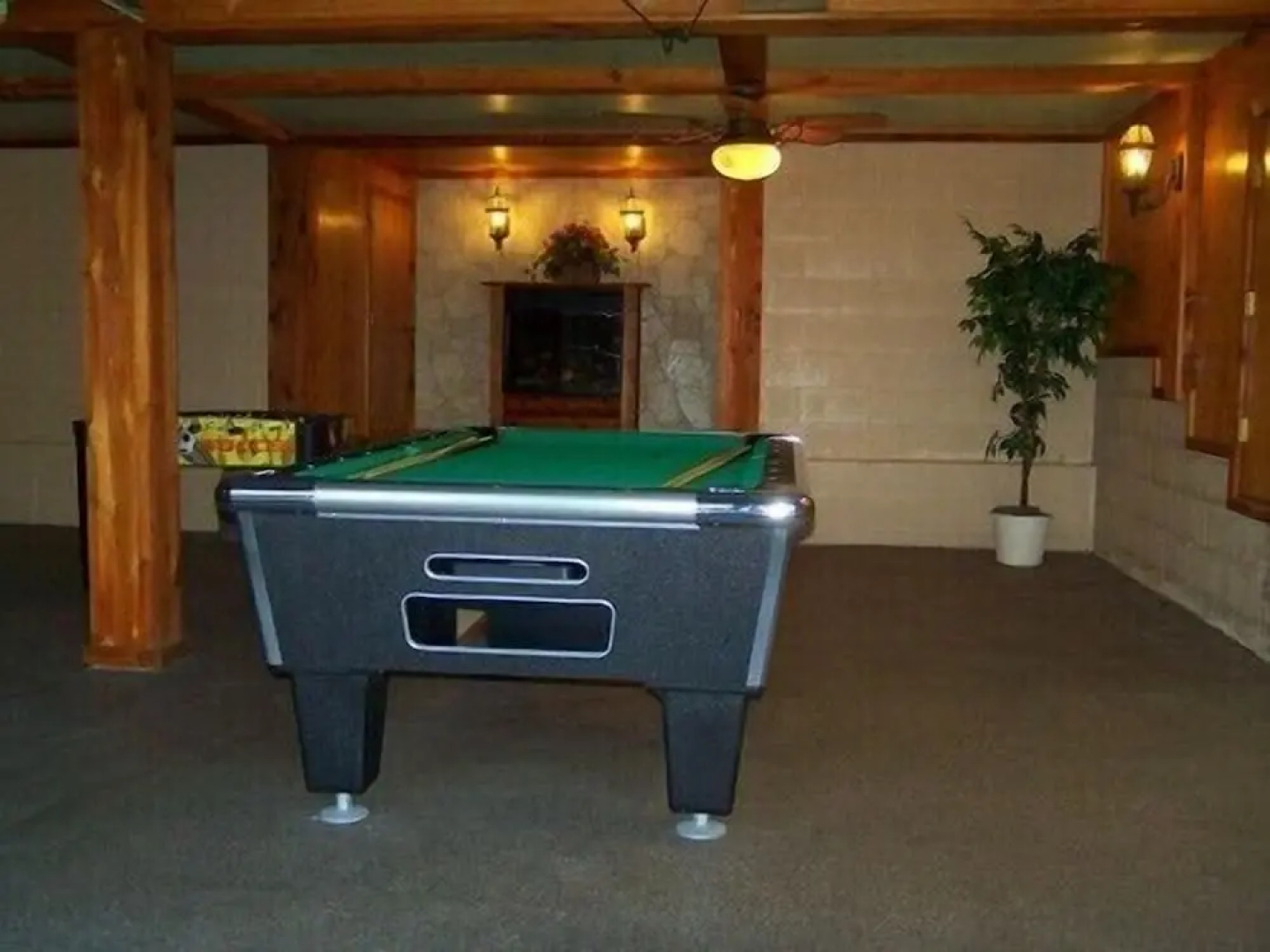 Golden Bear Cottages
