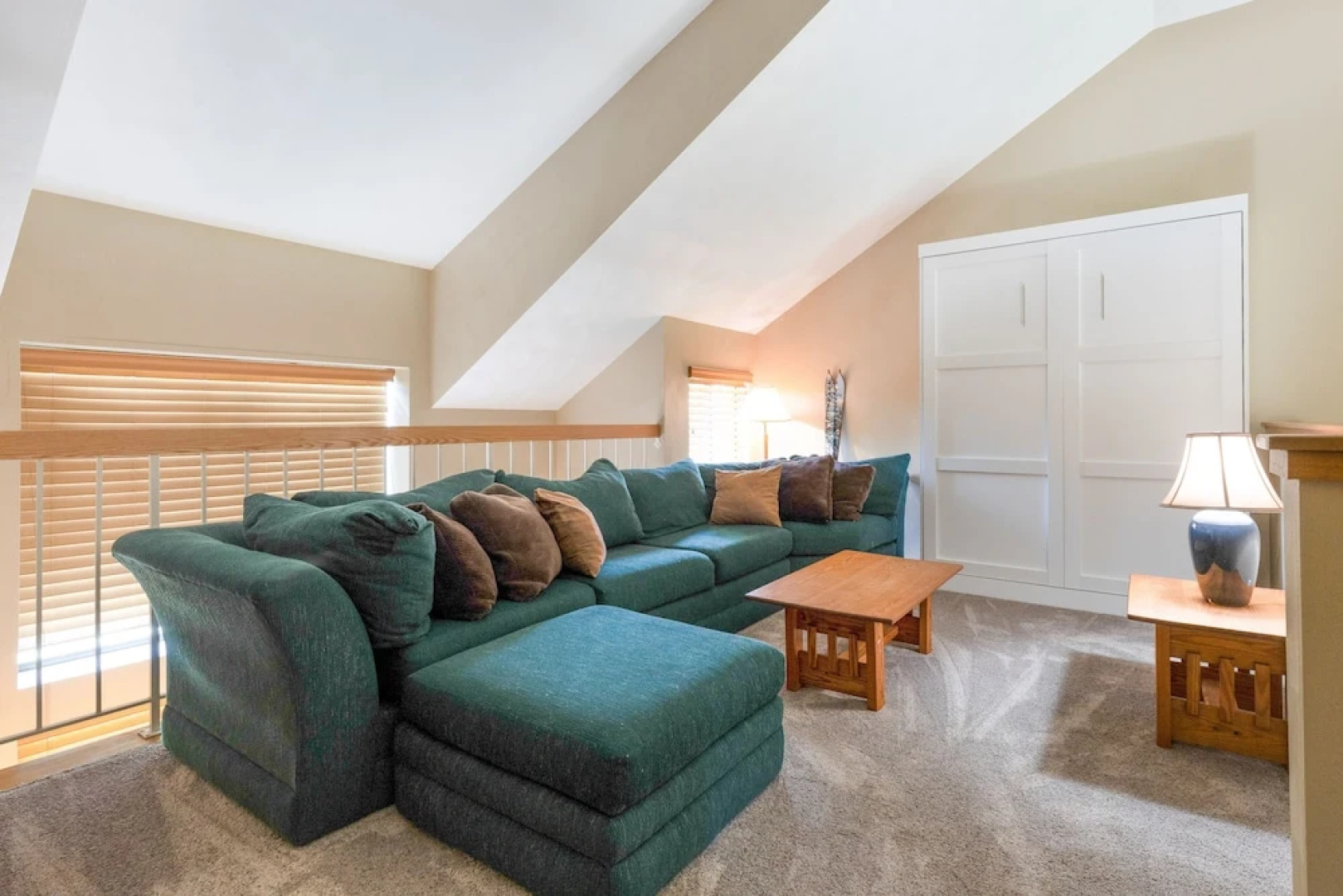 Seven Springs 2BR Loft Premium Condo, sleeps 11! by RedAwning
