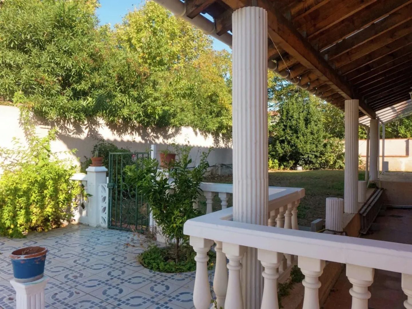 Exquisite Villa in Perpignan With Swimming Pool