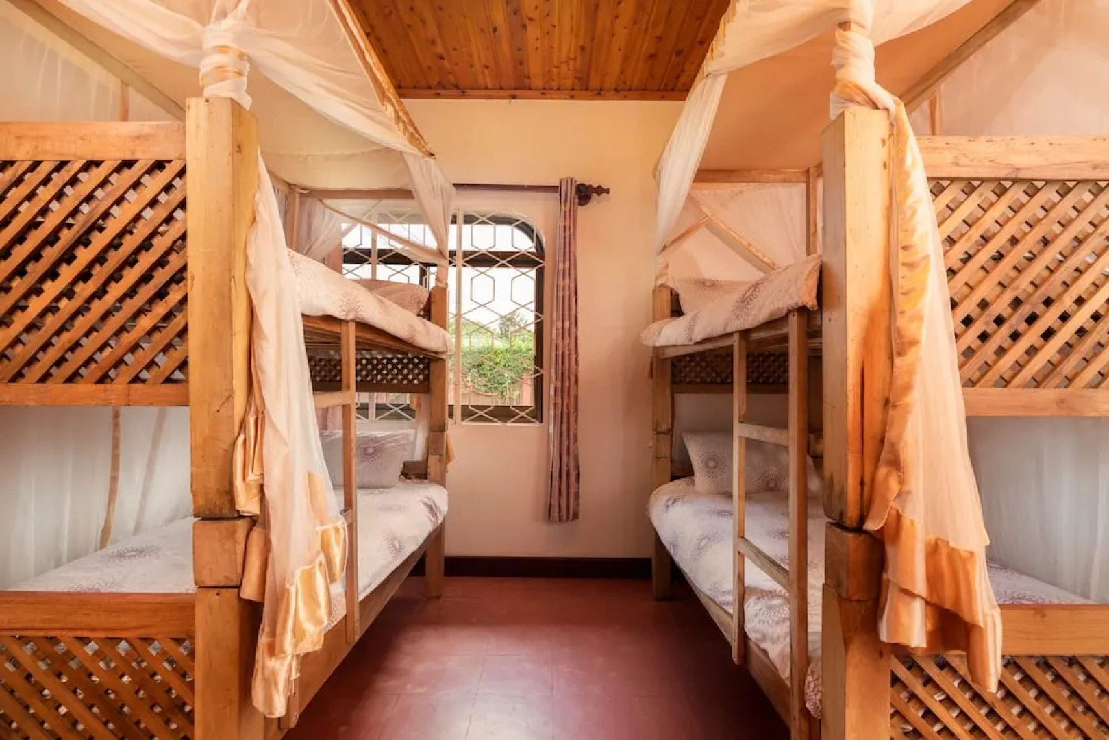 Footprints Hostel