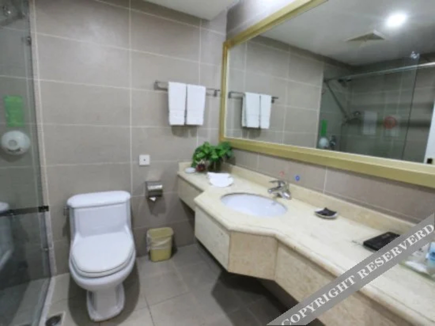 Yiren Old Town Hotel