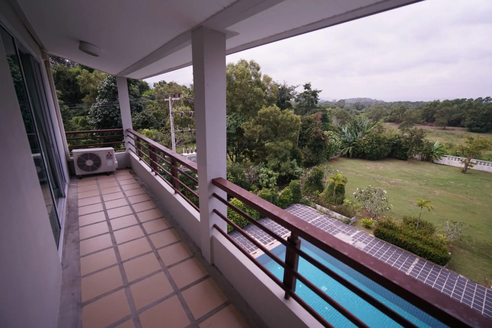 Sea Mountain Khanom Hotel