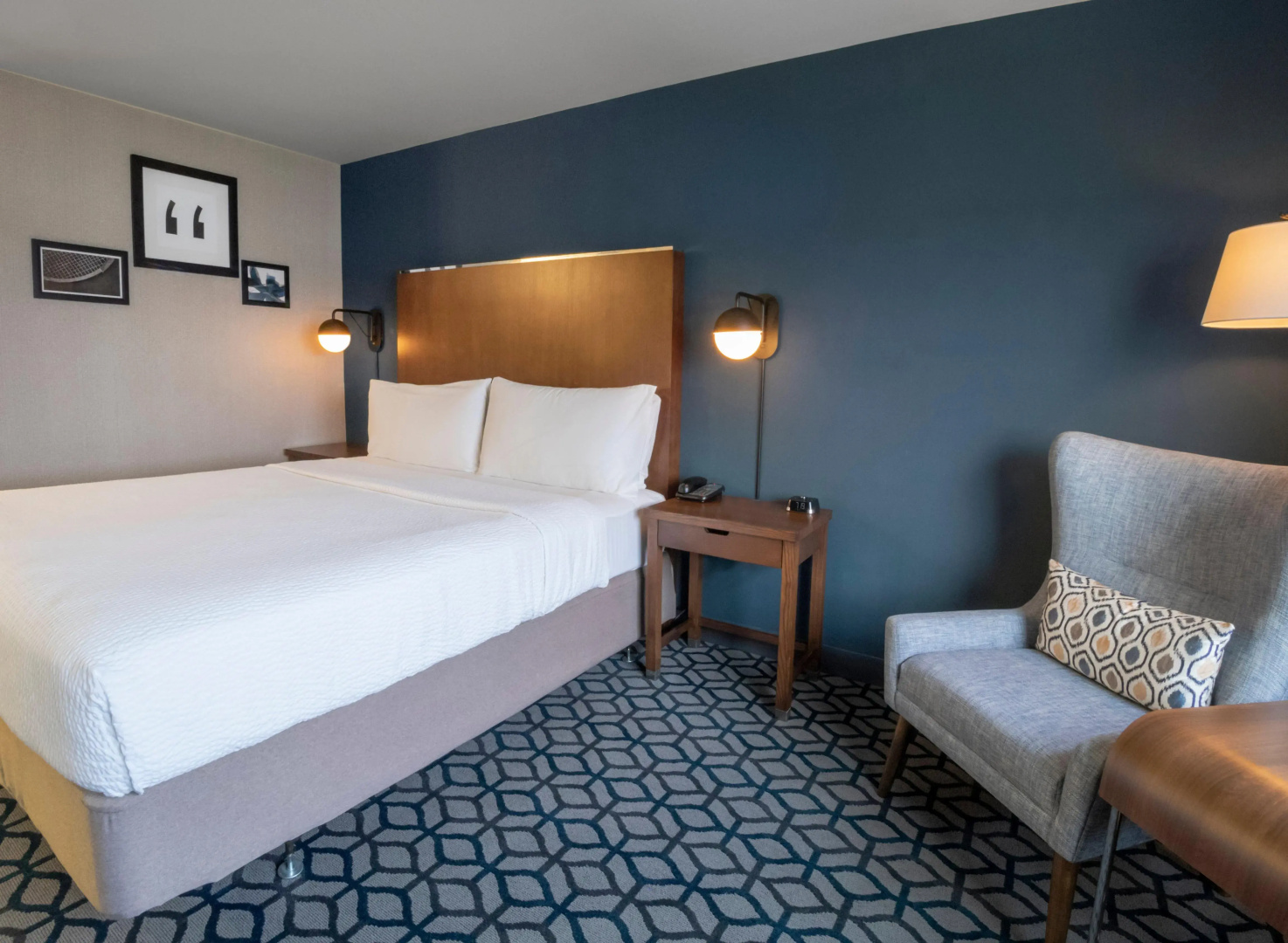 Crowne Plaza Niagara Falls NY Riverside by IHG