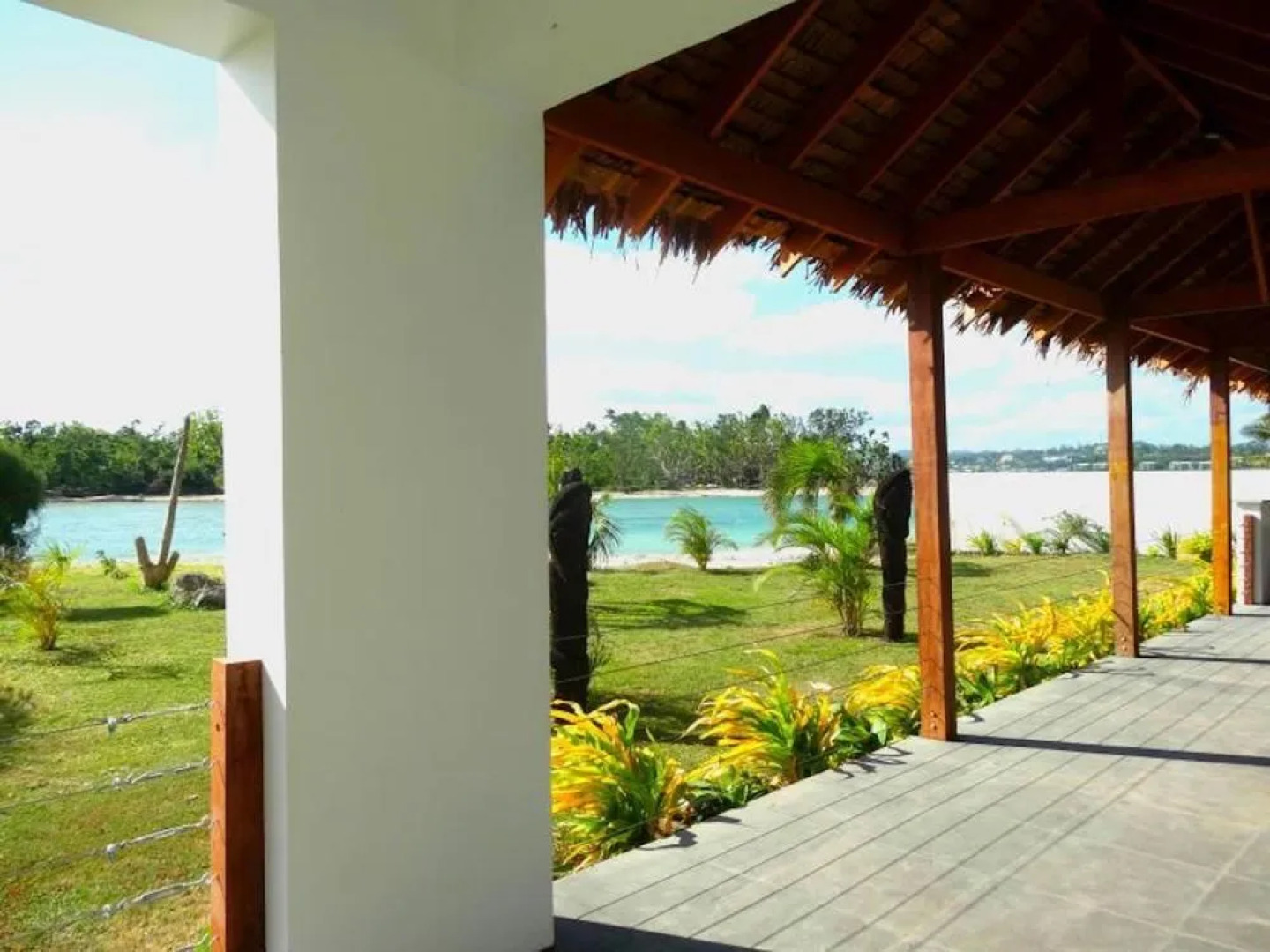 Paradise Point Views