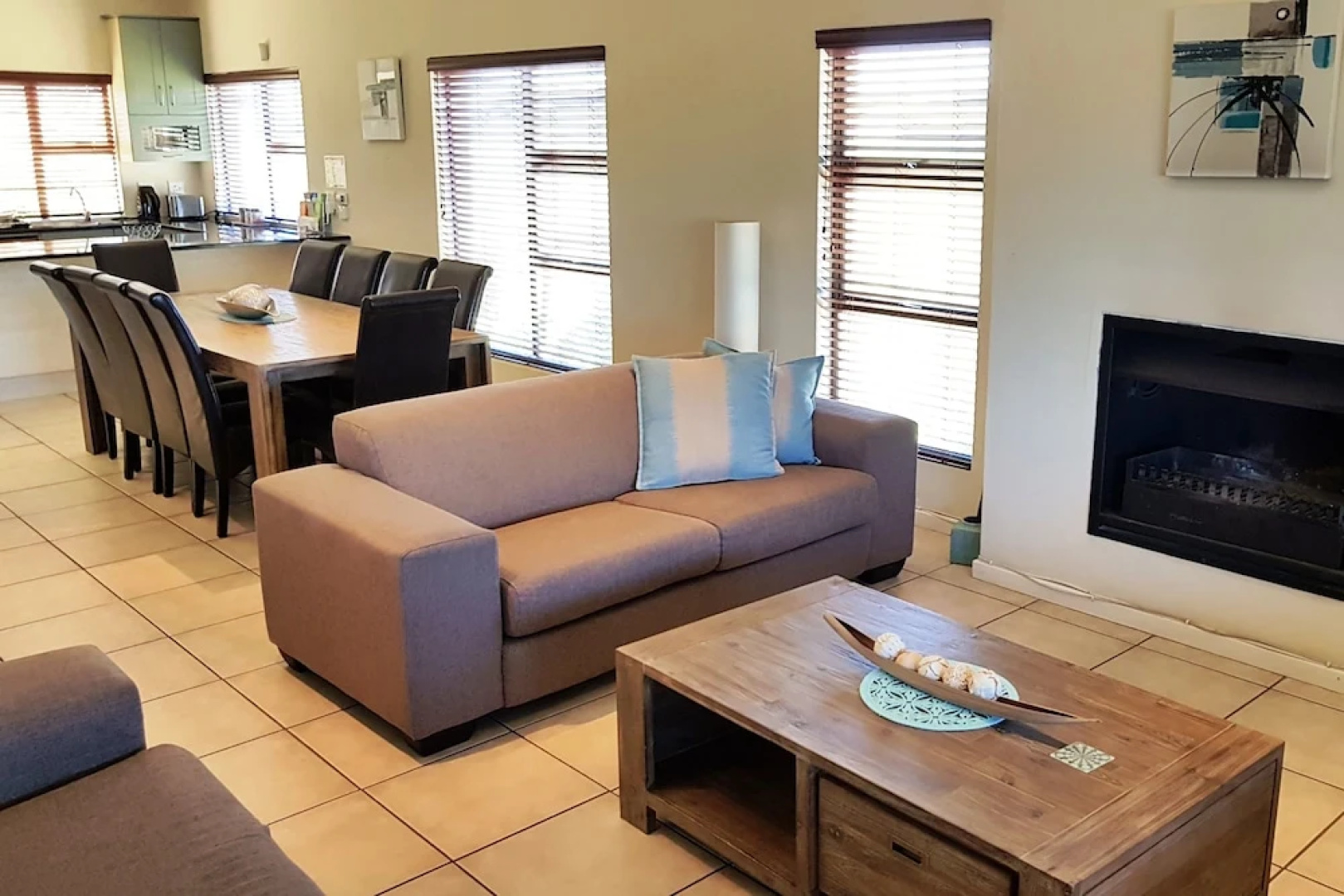 10 Mia Mia Self catering
