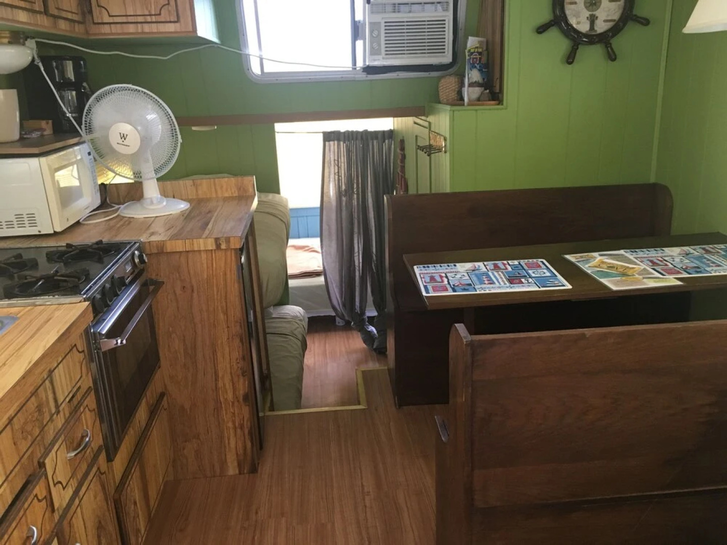 Smuggler's Cove Resort and Marina