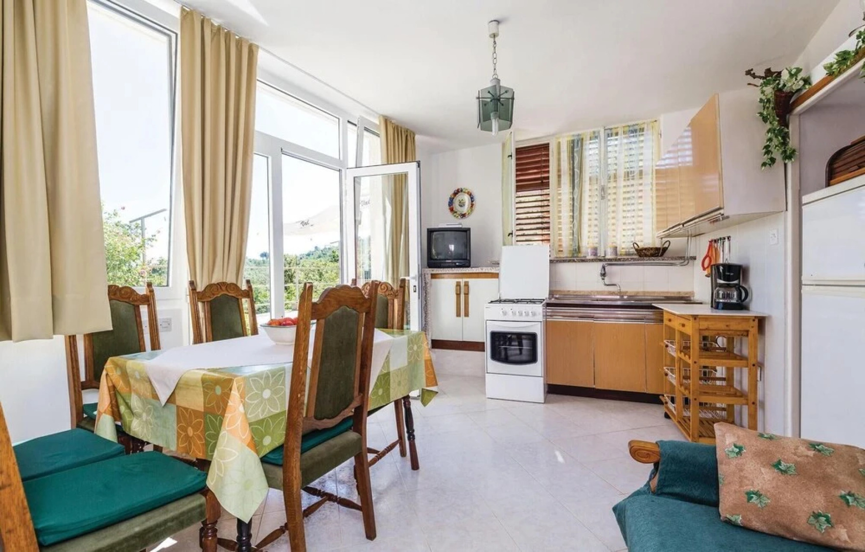 Stunning Home in Medveja With Wifi and 3 Bedrooms