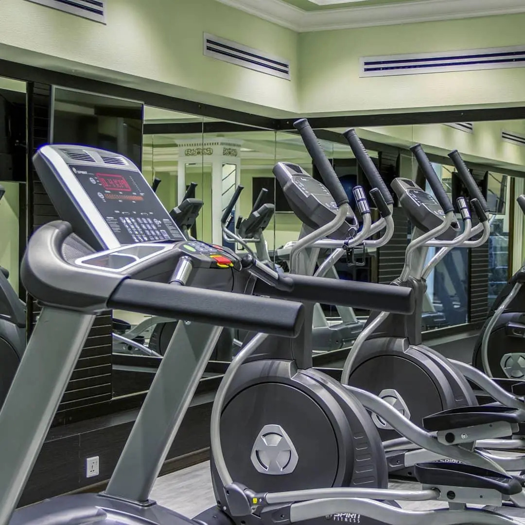 Отель Атлас