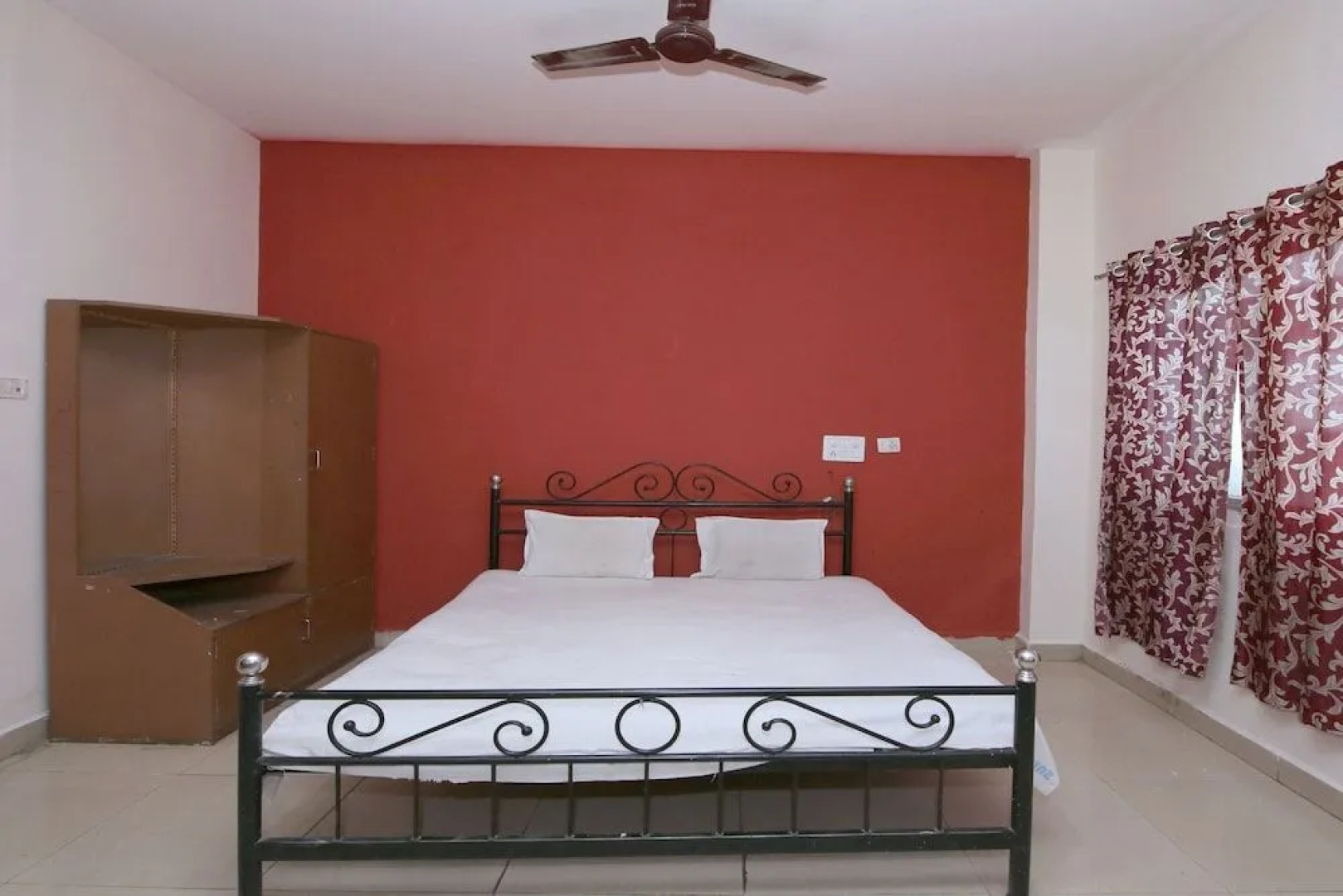 Spot on 44921 Hotel Satkar