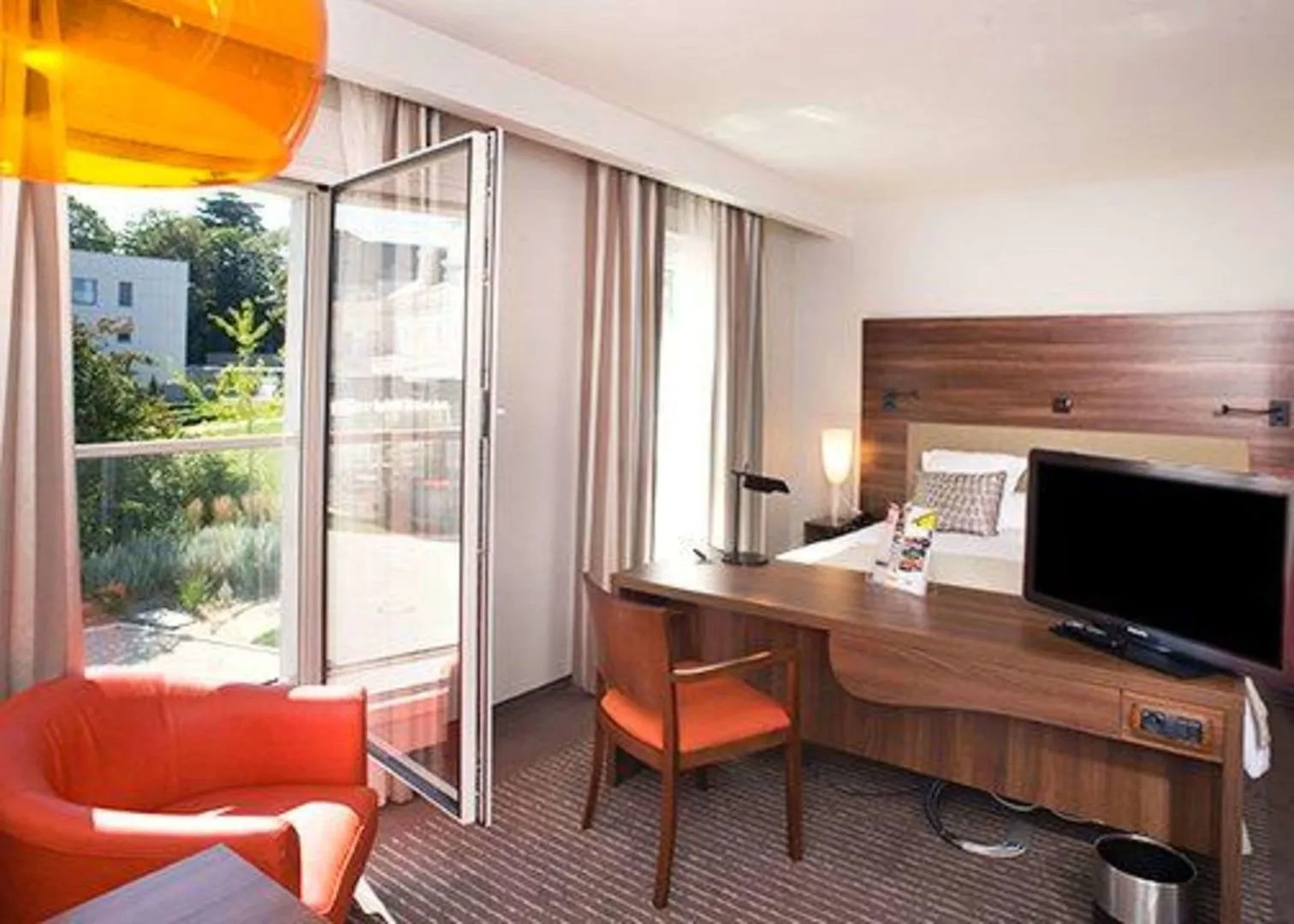 Chateau Belmont Tours by The Crest Collection (ex. Clarion Hotel Château Belmont Tours)