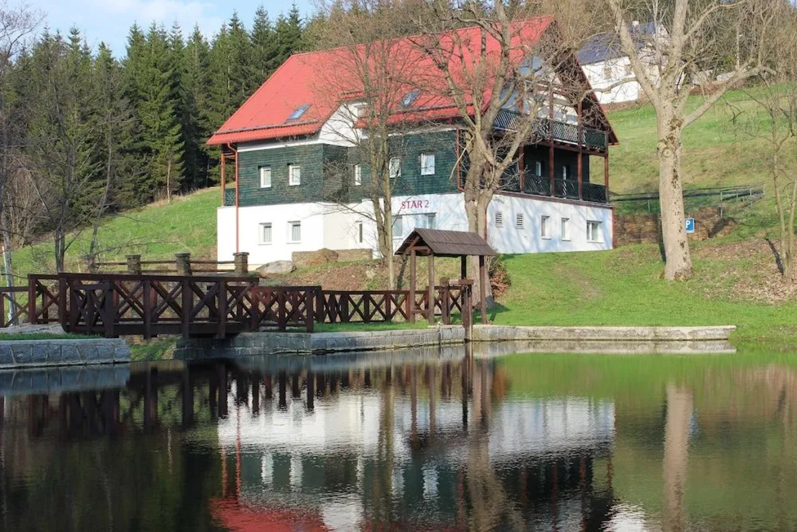 Hotel Star 1 a Hotel Star 2