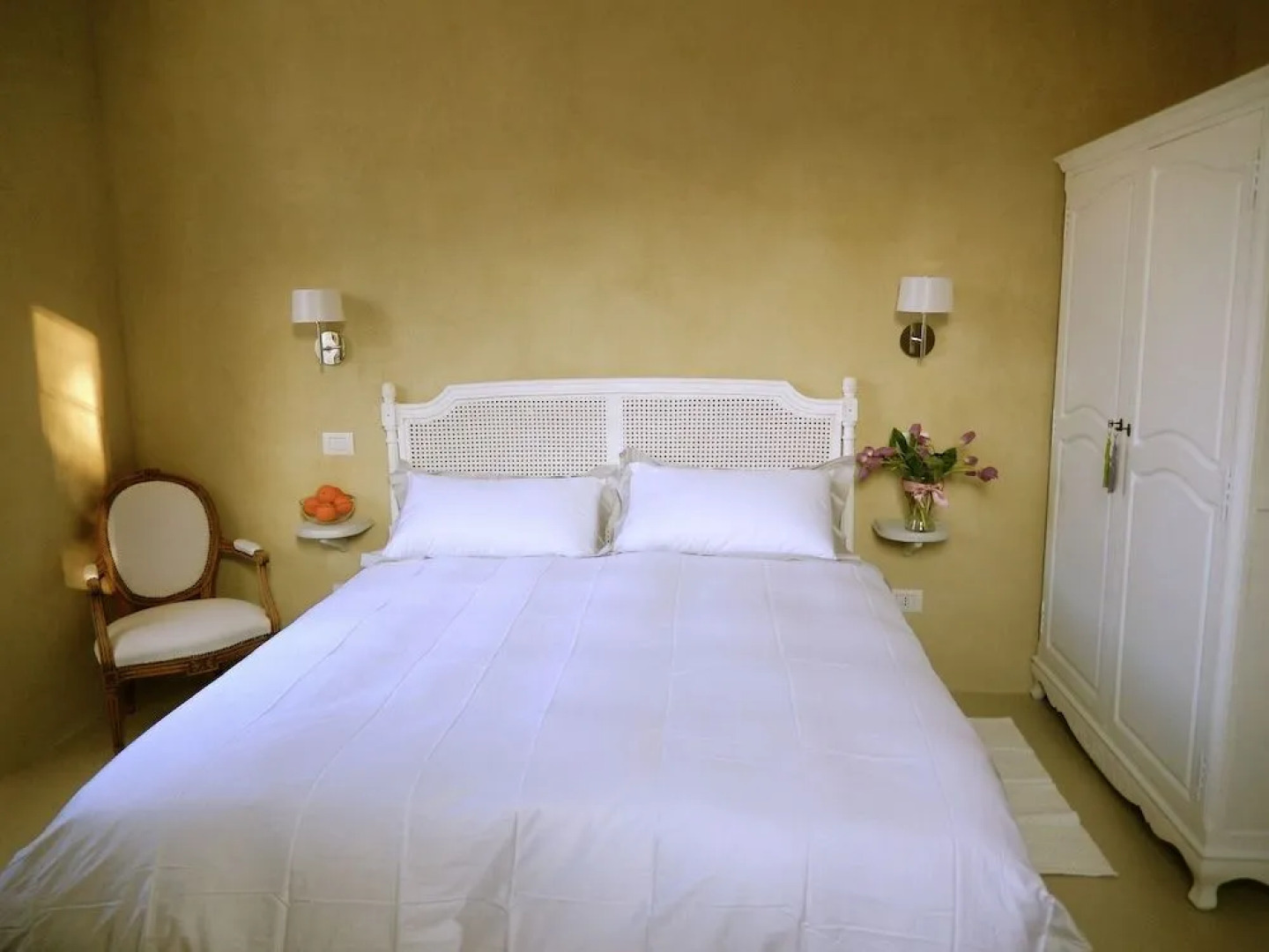 White Lilac romantic B&B adults only