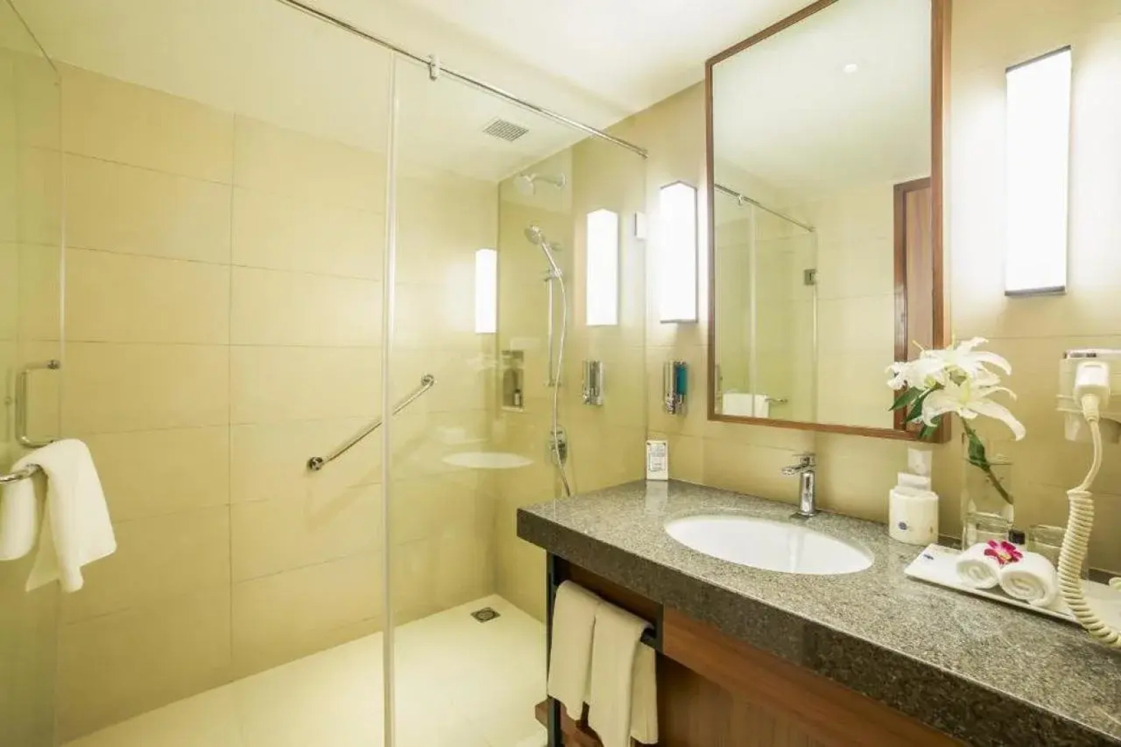 Club Mahindra Assonora